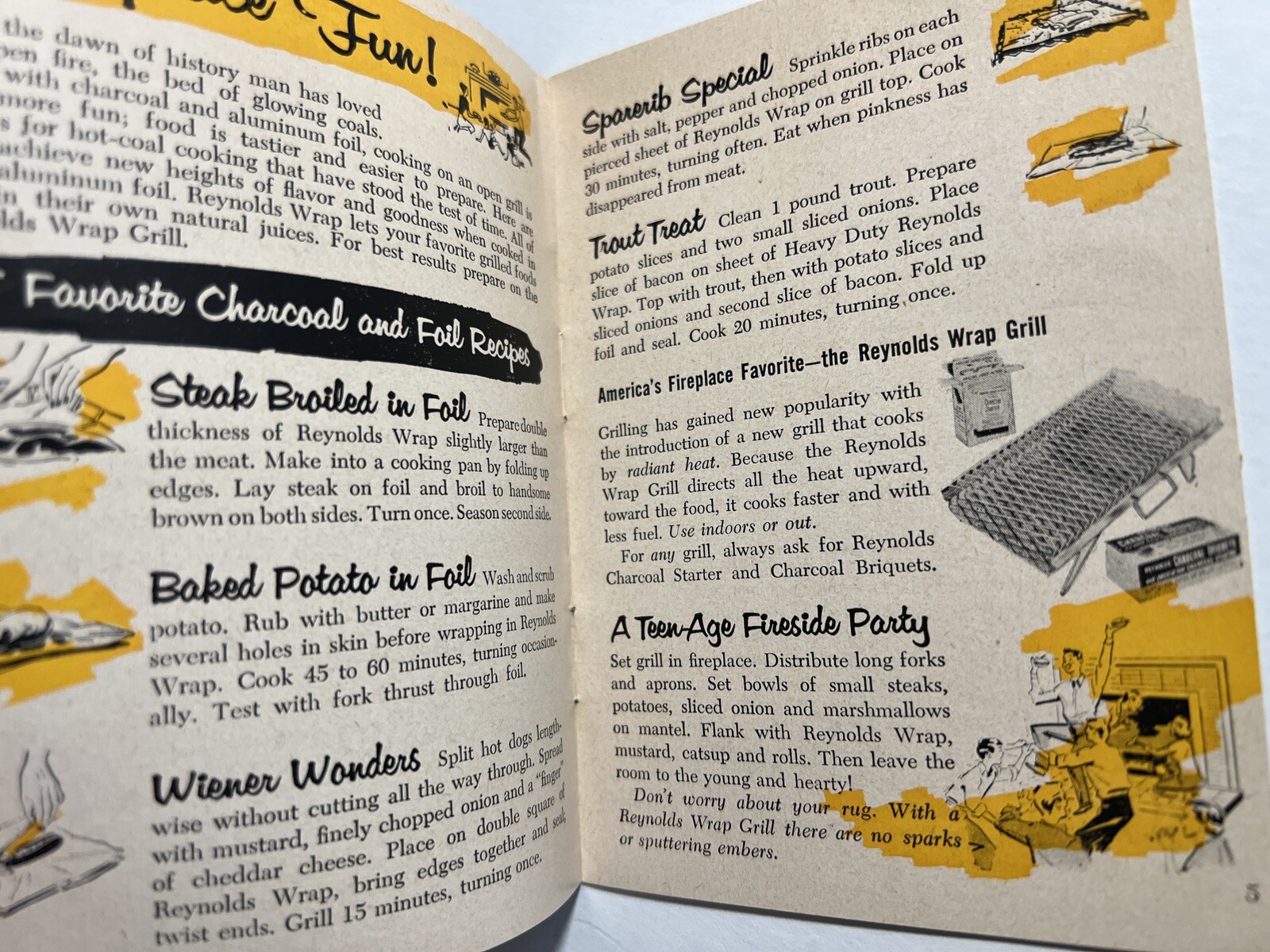 MCM Reynolds Wrap Parties and Presents Booklet Advertisment Mid Century