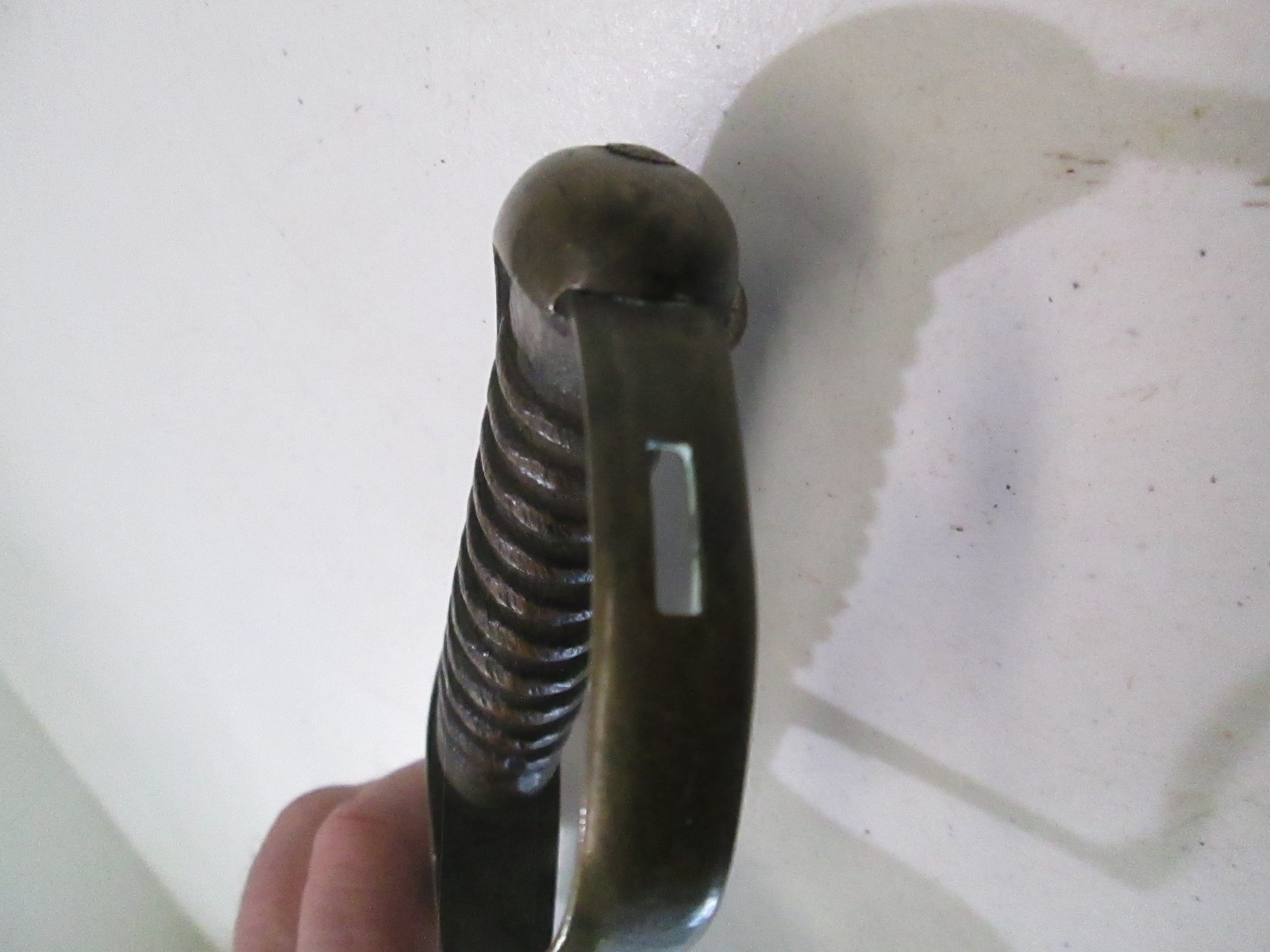 EARLY US CAVALRY SWORD NO SCABBARD GROOVED ETCHED BLADE UNMARKED