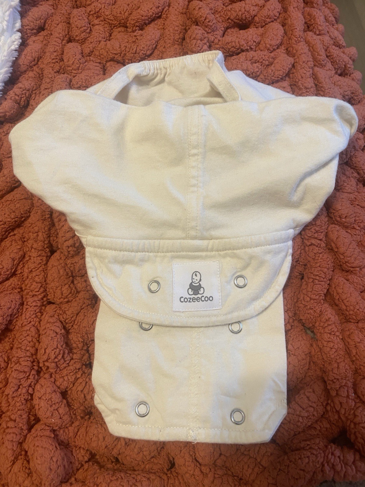 CozeeCoo Wearable Baby Blanket and Medical Device 0-3 months