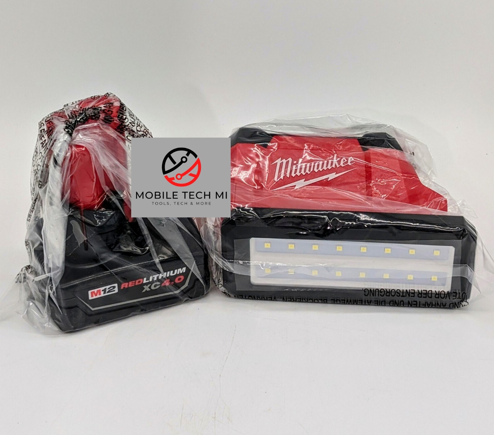 Milwaukee Tool 2367-20 M12 Rover Service & Repair Flood Light w/ 4.0 Ah Battery