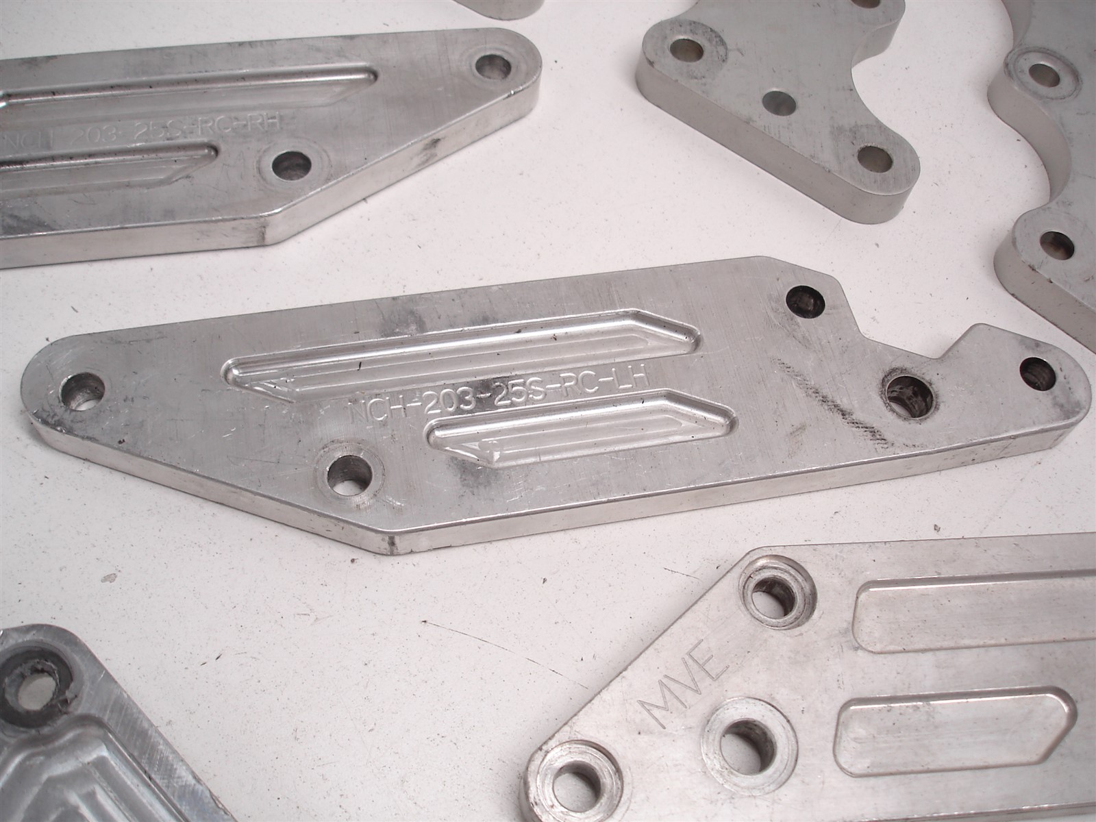 15 NASCAR ROUSH RACING BILLET ALUMINUM BRACKETS / HURST SHIFTER MOUNTS ETC