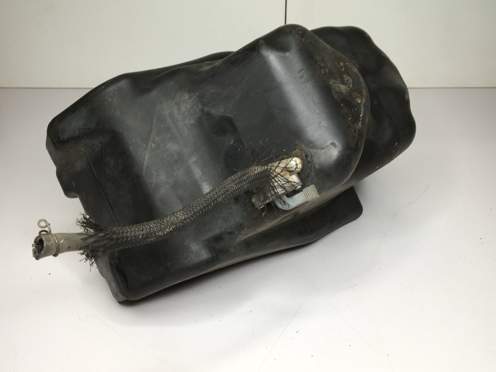 ☑️ 2004 04 Suzuki RMZ250 RMZ 250 OEM Petrol Fuel Gas Tank Canister Petcock Cap