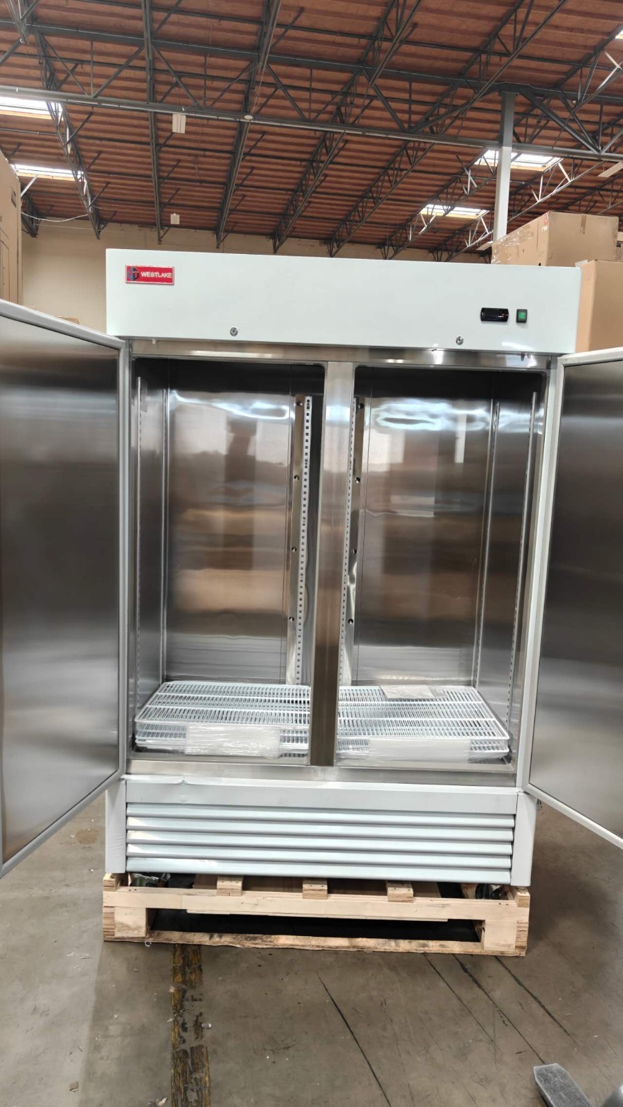 WESTLAKE 2 Door 54" Commercial Reach-In Refrigerator 49 Cu.ft – Dents