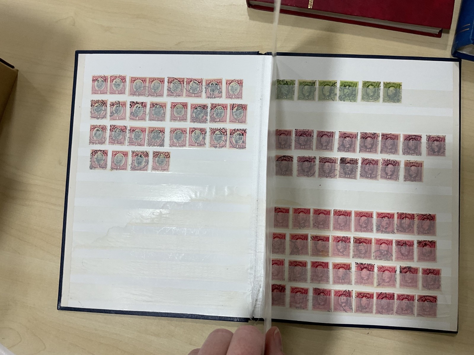 Sweden stamps. Vintage. 4 stock books/album. 4.8kg. BG97*