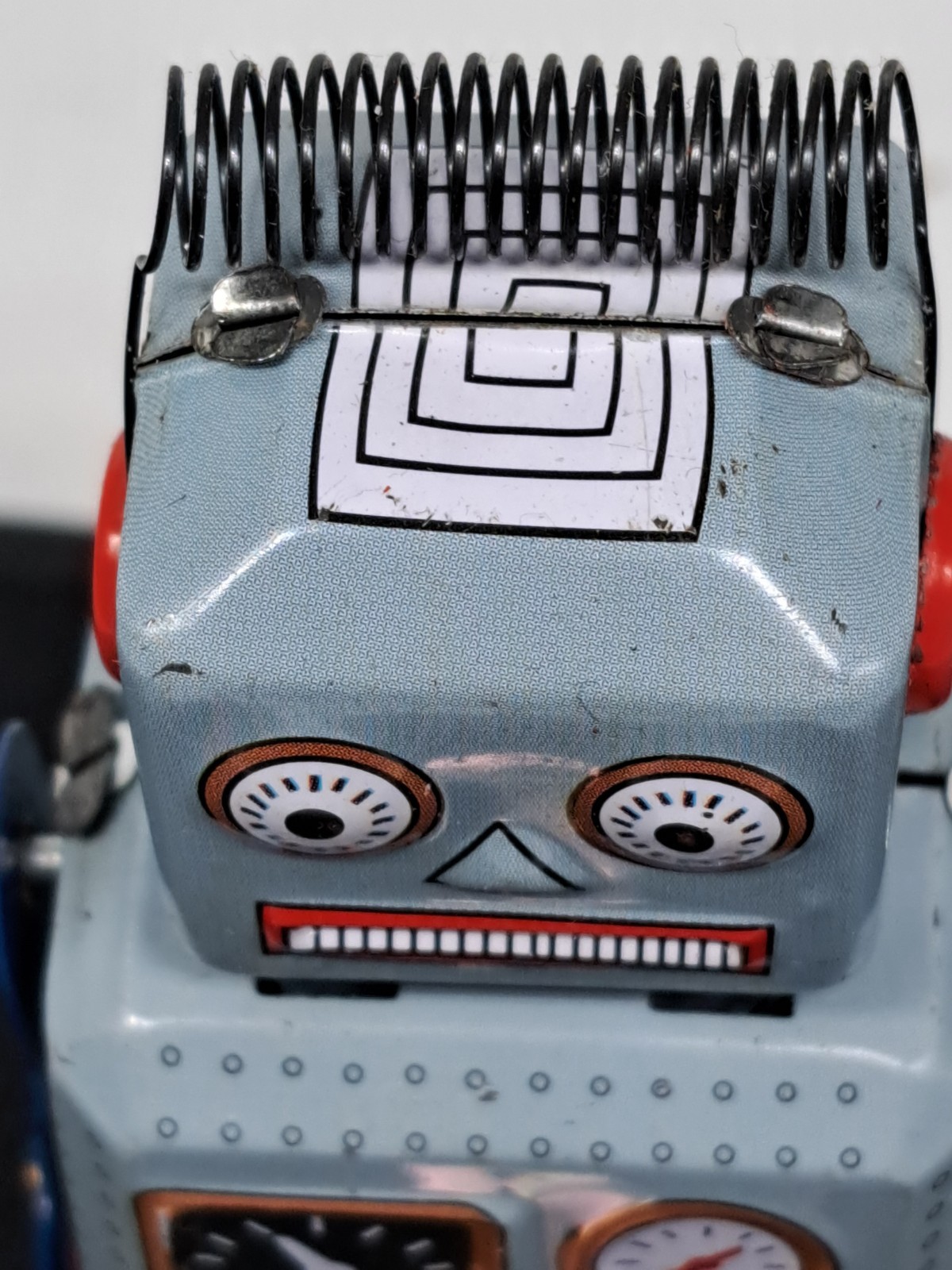 Tin Robot 4.5" Wind Up Blue Litho Retro Collectible Mini Robot MS294
