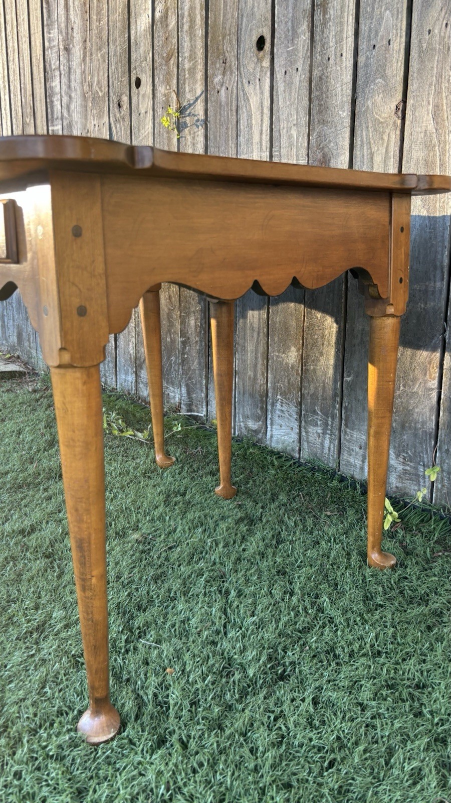 ETHAN ALLEN Maple Colonial Early American Country French Heirloom Nightstands