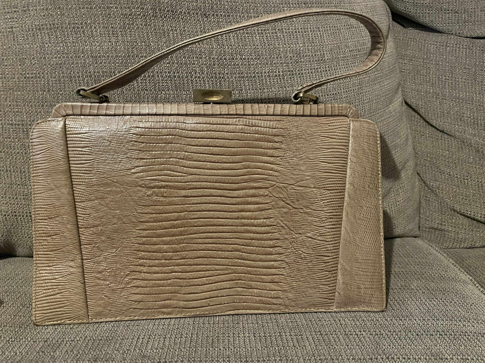 Vintage Mam 'Selle New York MidMod Lizard Textured Leather Tan Clutch Handbag