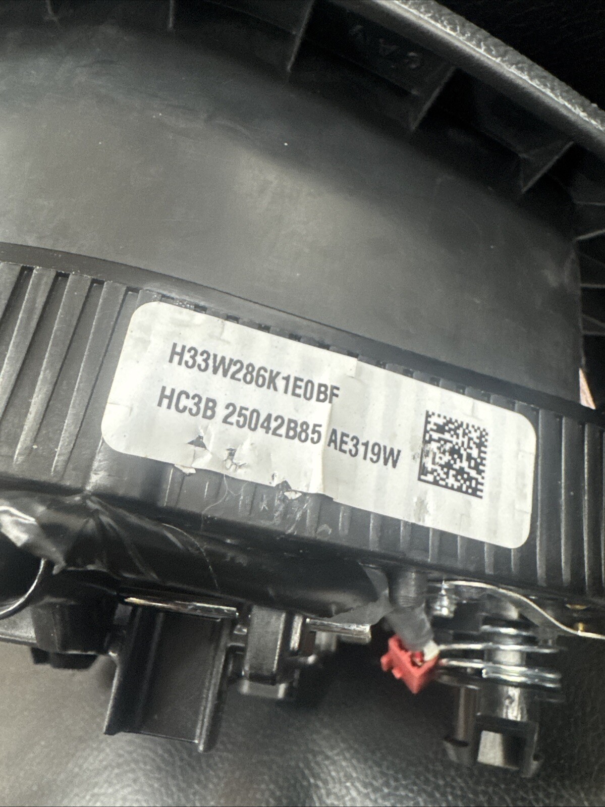 2017-2024 Ford F-250 F-350 SD Driver Wheel Airbag BLACK W/1PLUG HC3B-25042B85-AE