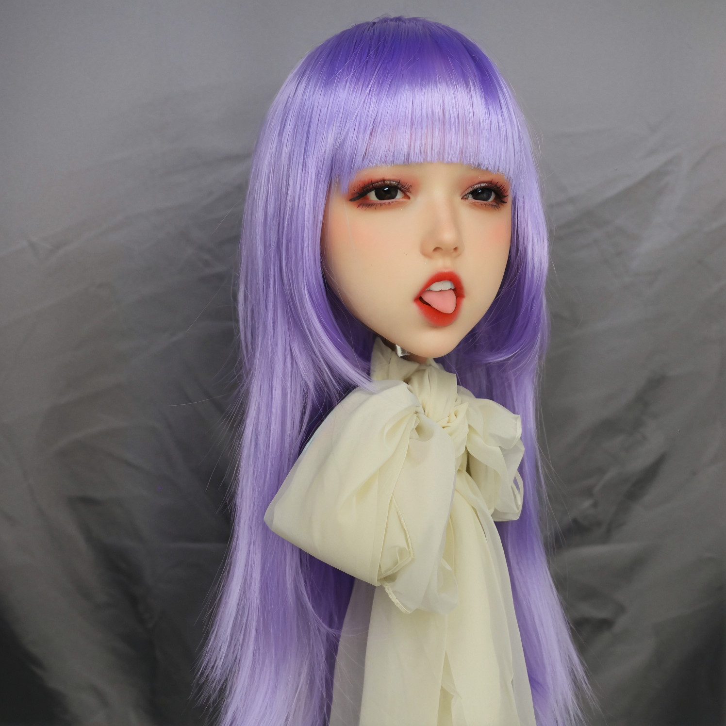 Limited edition female head, TPE material,Mannequin Head,1:1 replica of a female