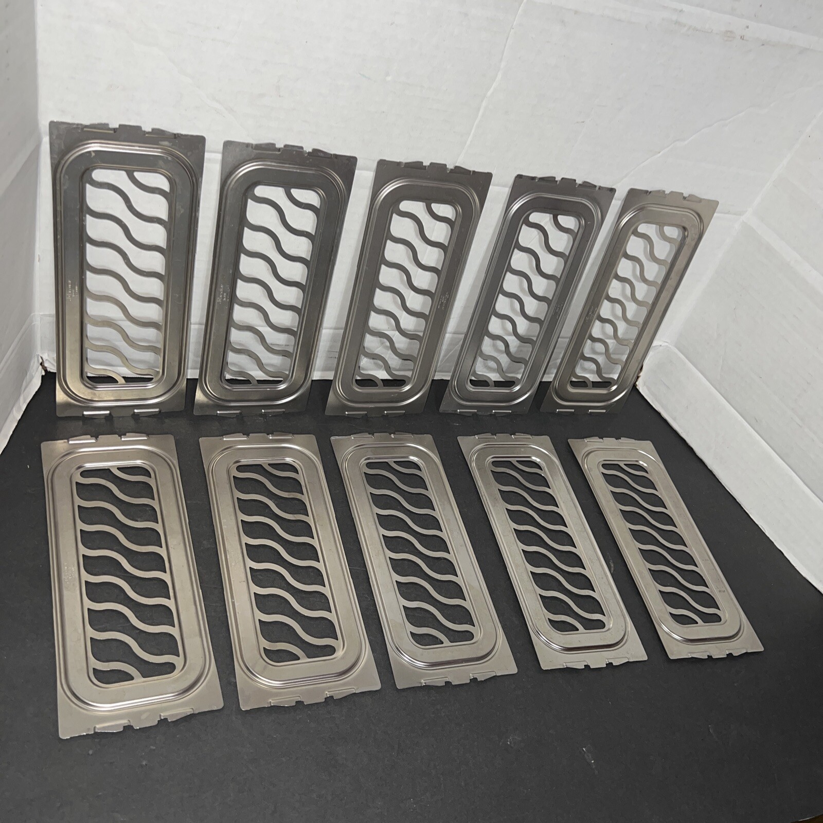 Lots of 10 Aesculap Universal Filter Retention Plate Sterilization Case JK098