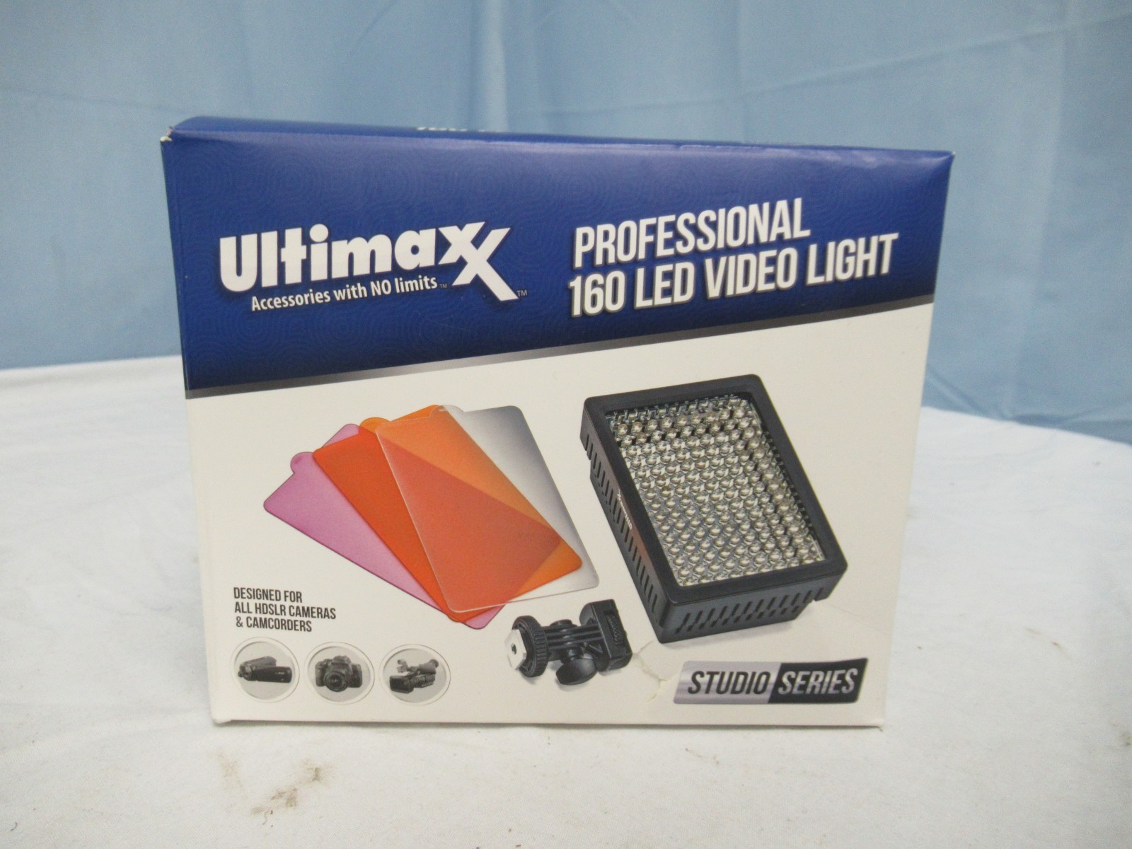Ultimaxx Professional 160 LED Video Light 738676506679 (RR)