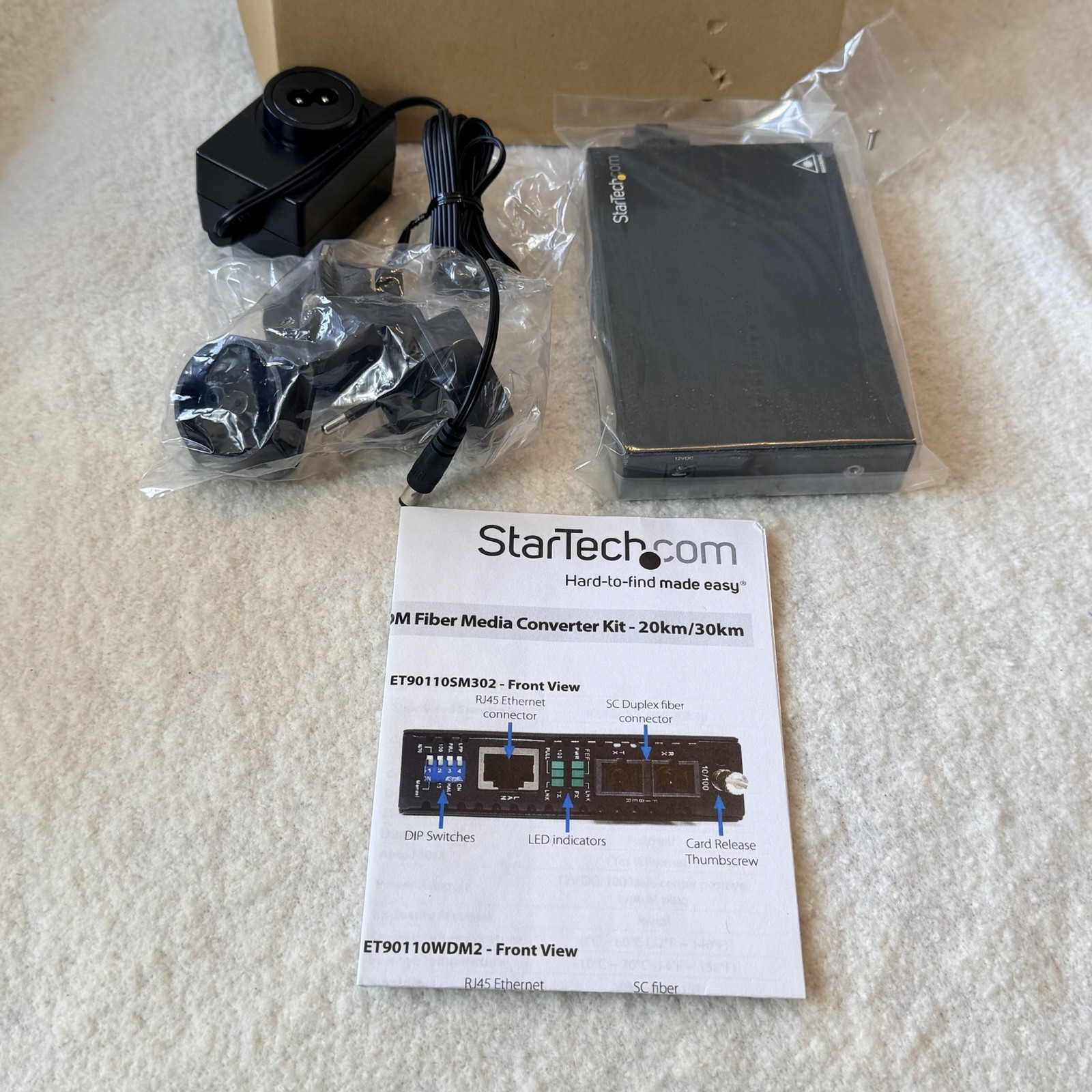 NEW StarTech ET90110SM302 10/100 Mbps Single Mode SC Fiber Media Converter 18.6M