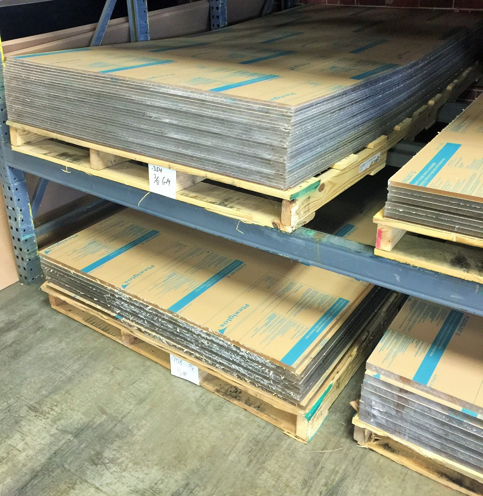 Clear Acrylic Plexiglas Clear Plastic Scratch-Resistant Replacement Sheet