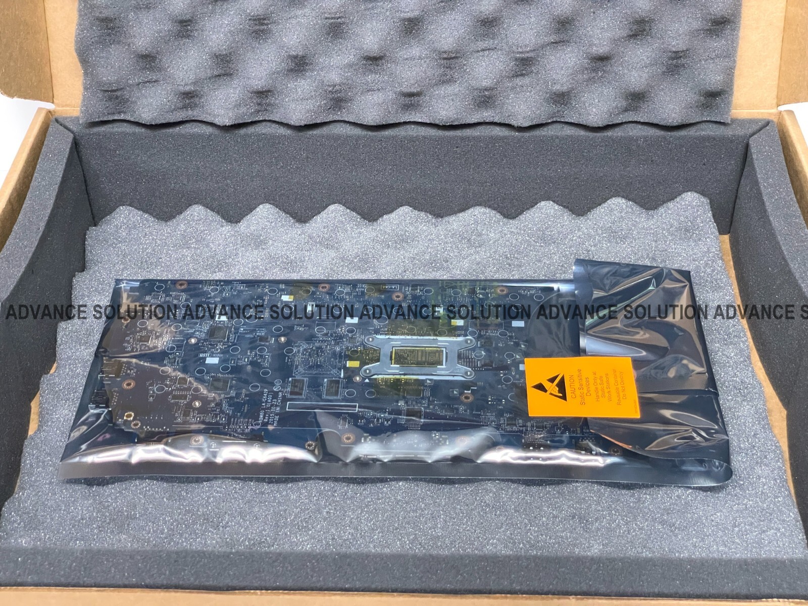 New Dell Latitude E5570 Intel i7-6600U 2.6GHz Laptop Motherboard J1PDD LA-C642P