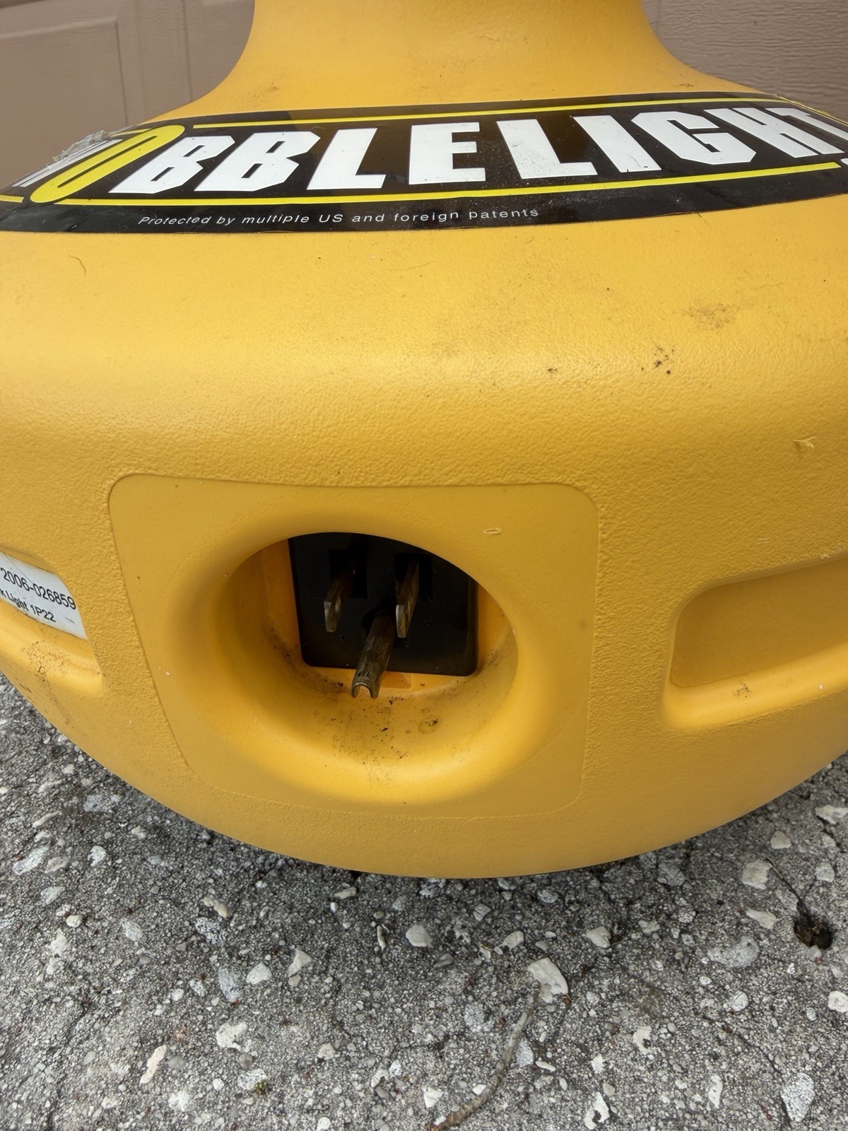 WOBBLE LIGHT JR SOUTHWIRE 111026 80w 8000L Self-Righting LED Light