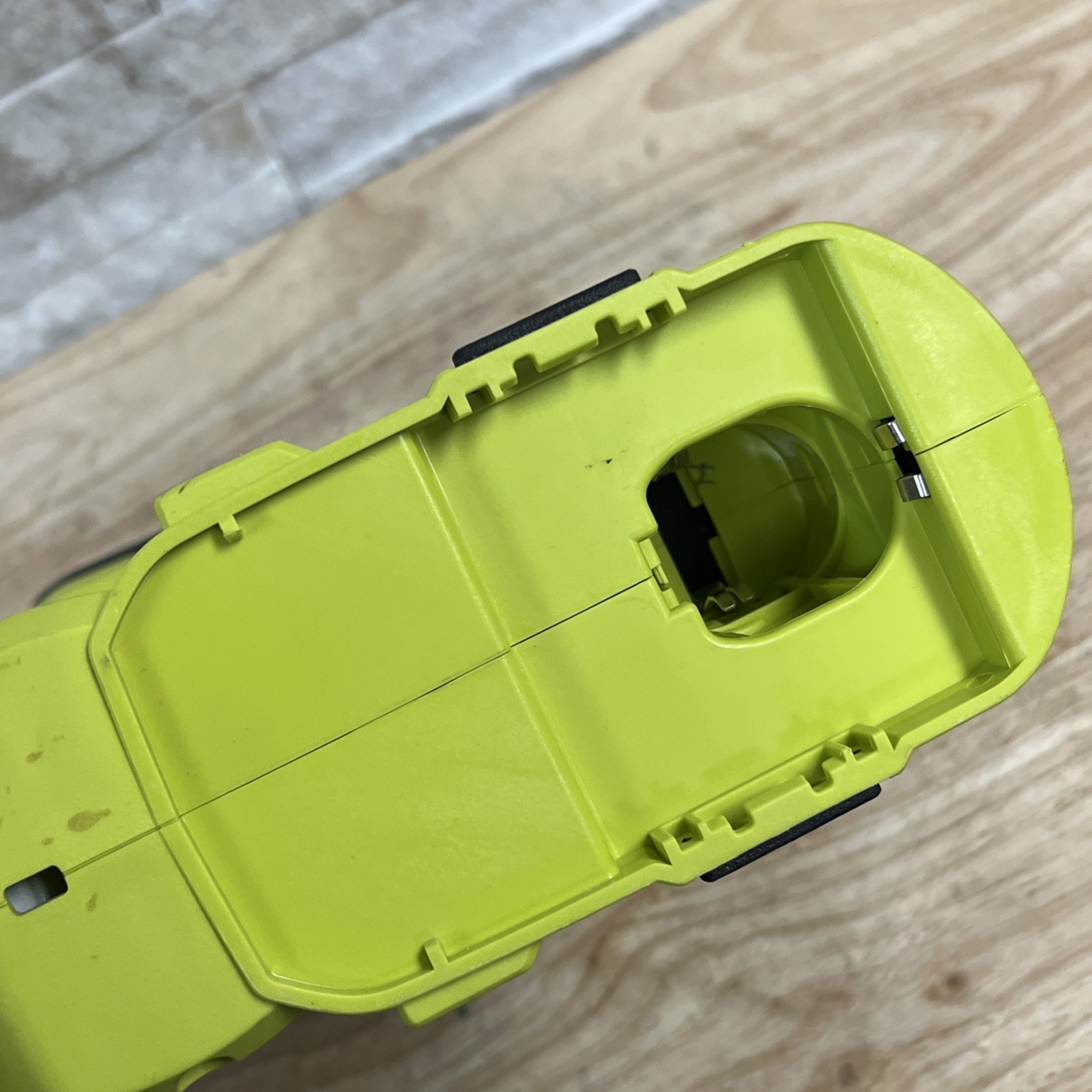 Ryobi One+ HP 18v Brushless Brad Nailer Tool Only (P322) - FOR PARTS OR REPAIR