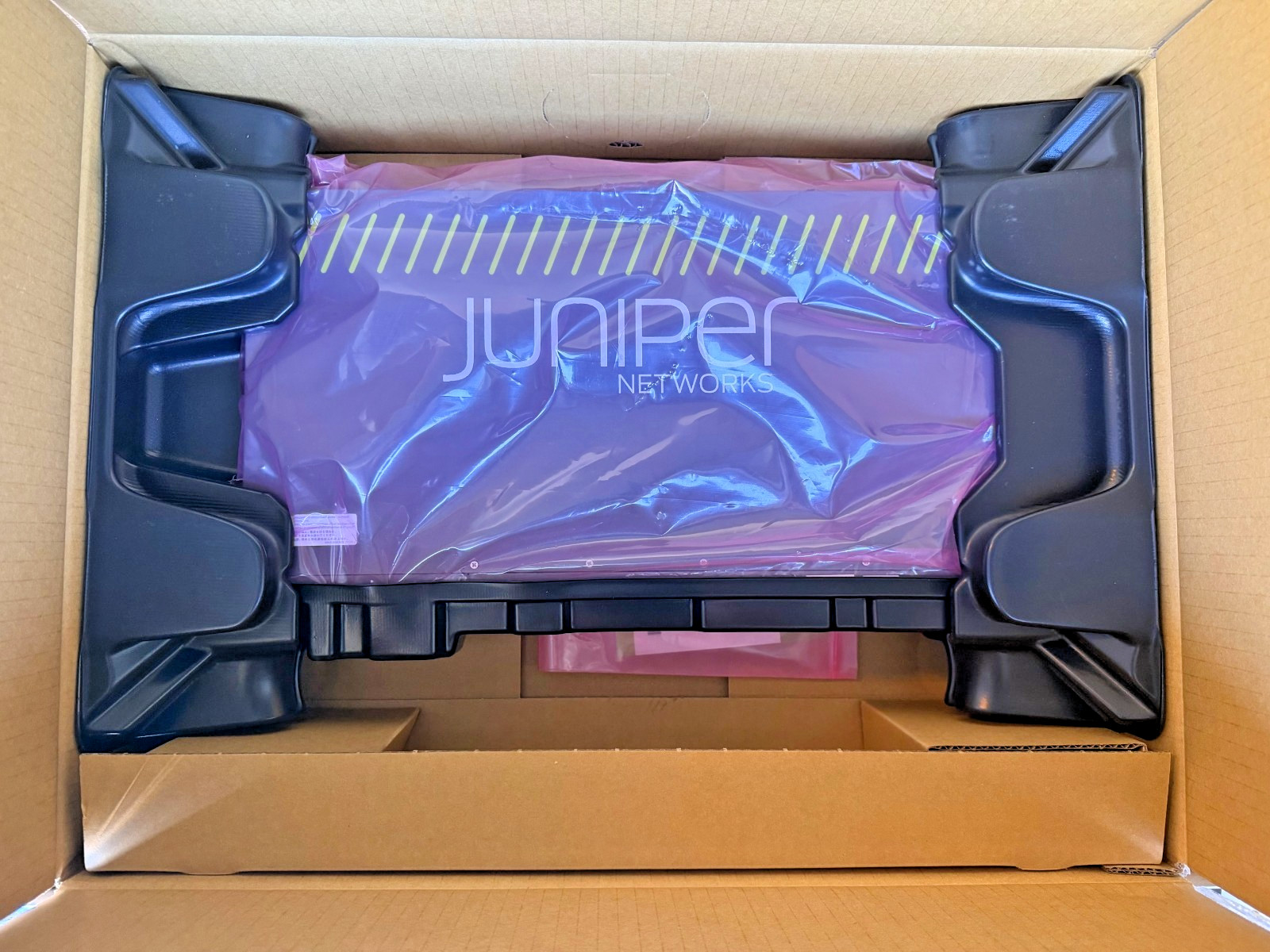 Juniper - ACX7024-DC-2PSU - 24xSFP28 and 4xQSFP28 2xDC New Open Box