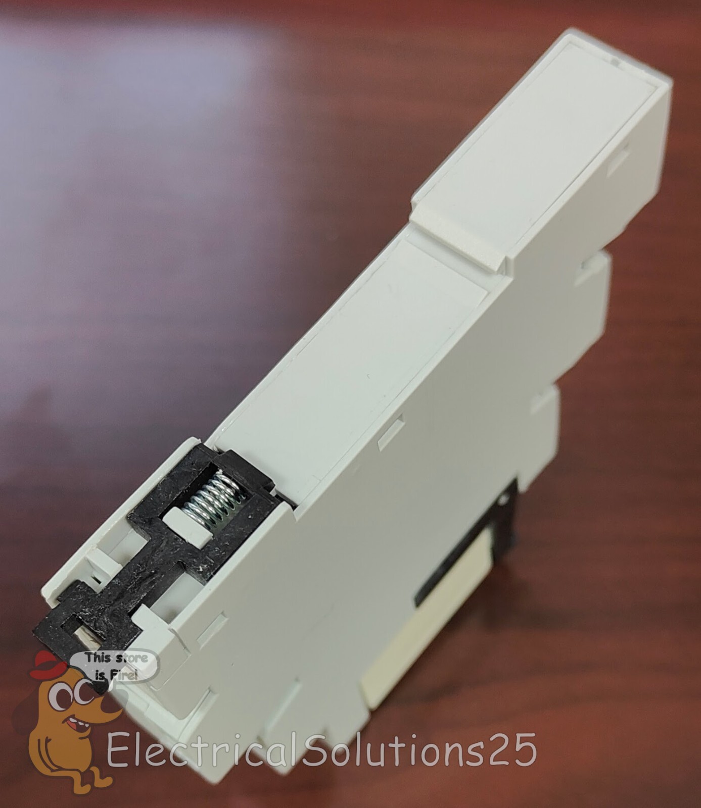 New Allen-Bradley 700-HLT12U1 compact general-purpose relay - Free Shipping