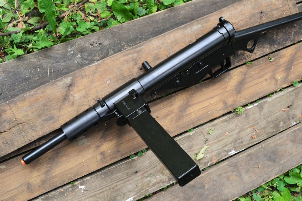British Sten MK II 9mm Submachine Gun - Enfield - UK WWII - Prop - Denix Replica