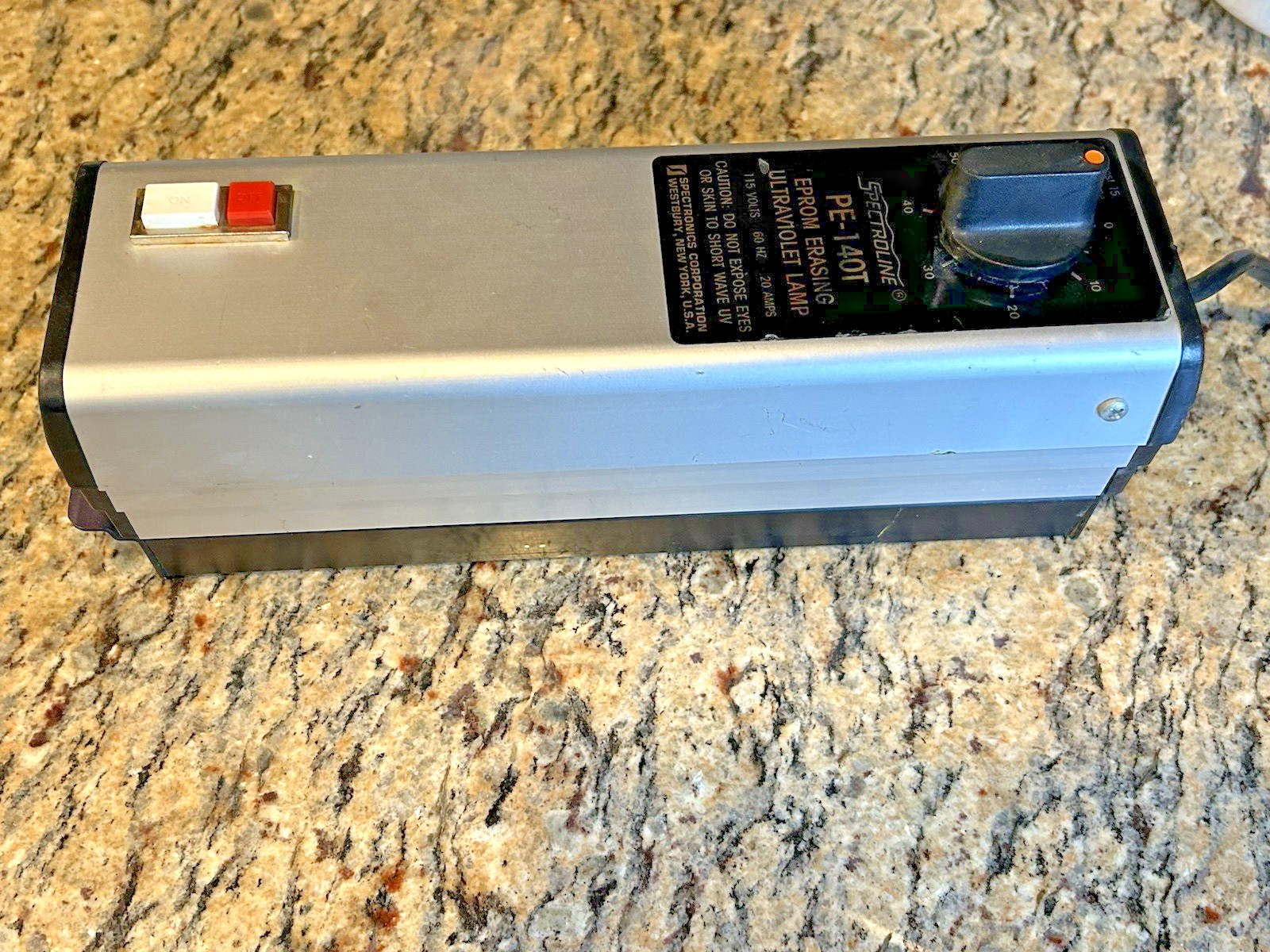 Spectroline Eprom Erasing Ultraviolet Lamp PE-140T Tested Works