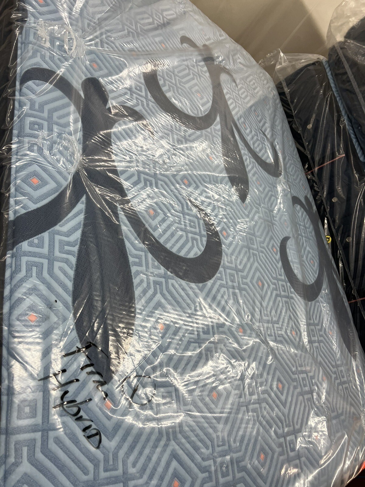 STEARNS & FOSTER LUX ESTATE HYBRID FIRM QUEEN MATTRESS NEW 2023 CLEARANCE