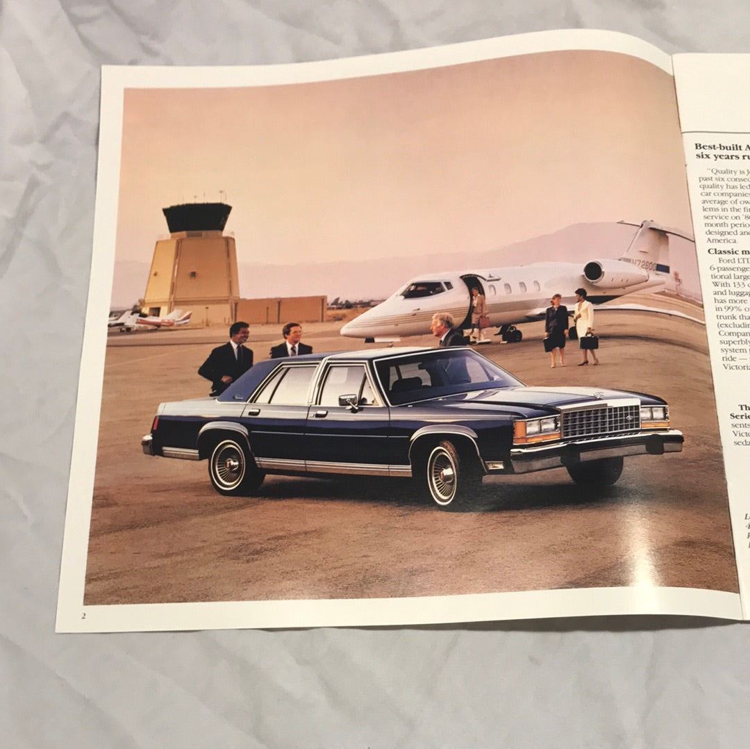1987 Ford Crown Victoria sales brochure