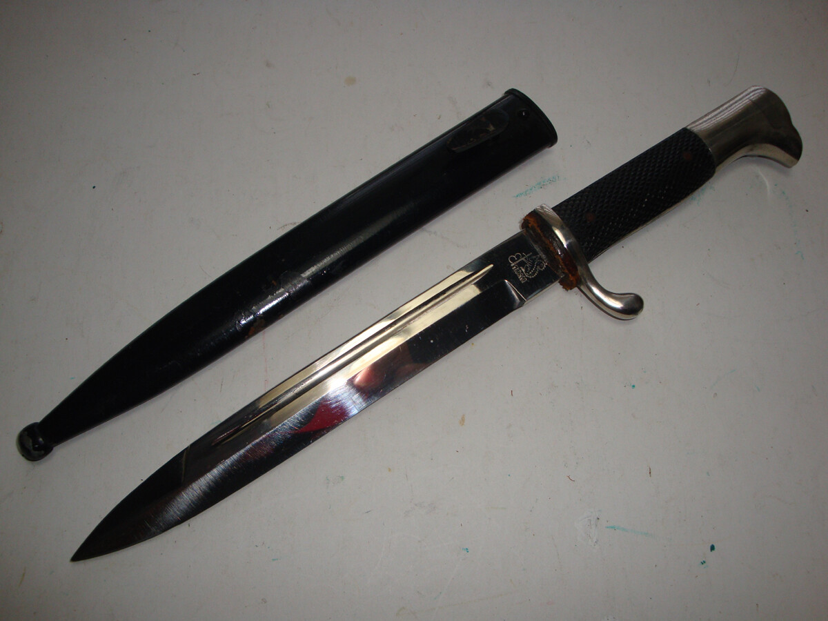 WW2 CARL EICKHORN SHORT PARADE BAYONET