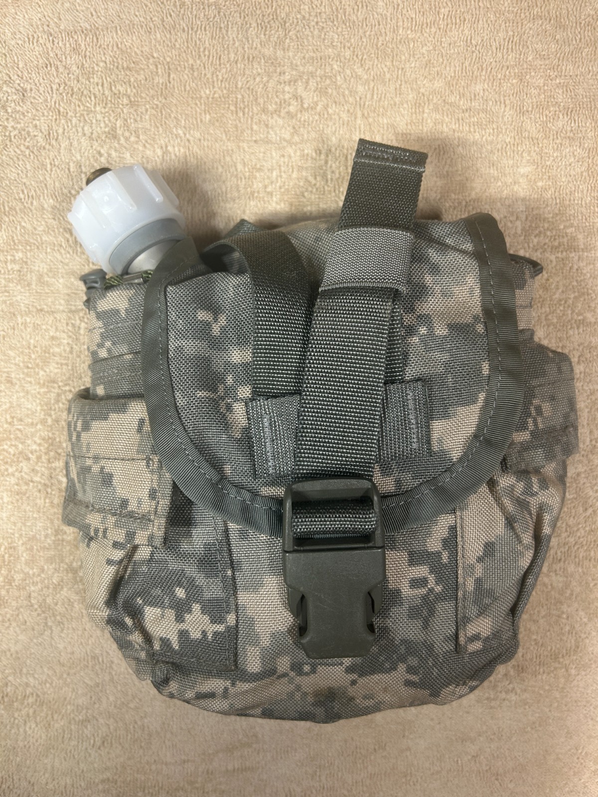 USGI Artic Insulated Canteen w/ACU Canteen Cover