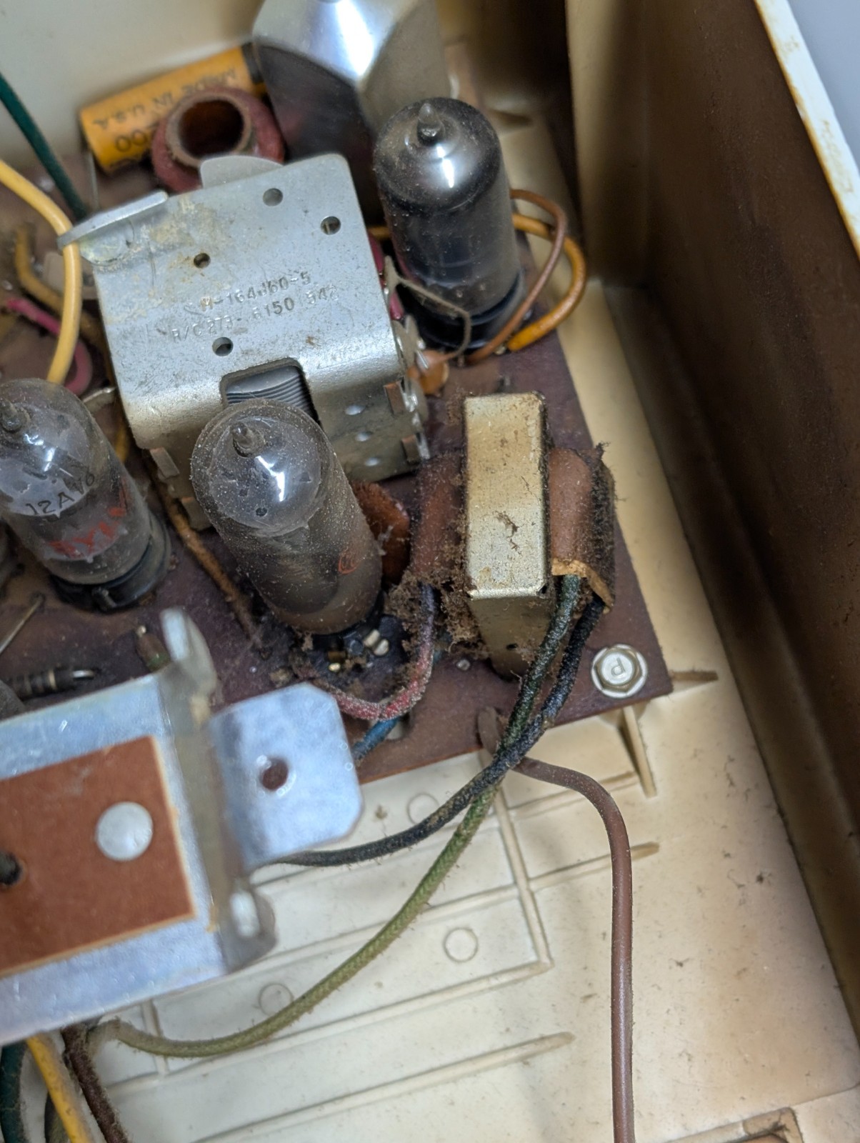 General Electric Model C-402A Tube Radio Clock AM GE Vintage MCM White