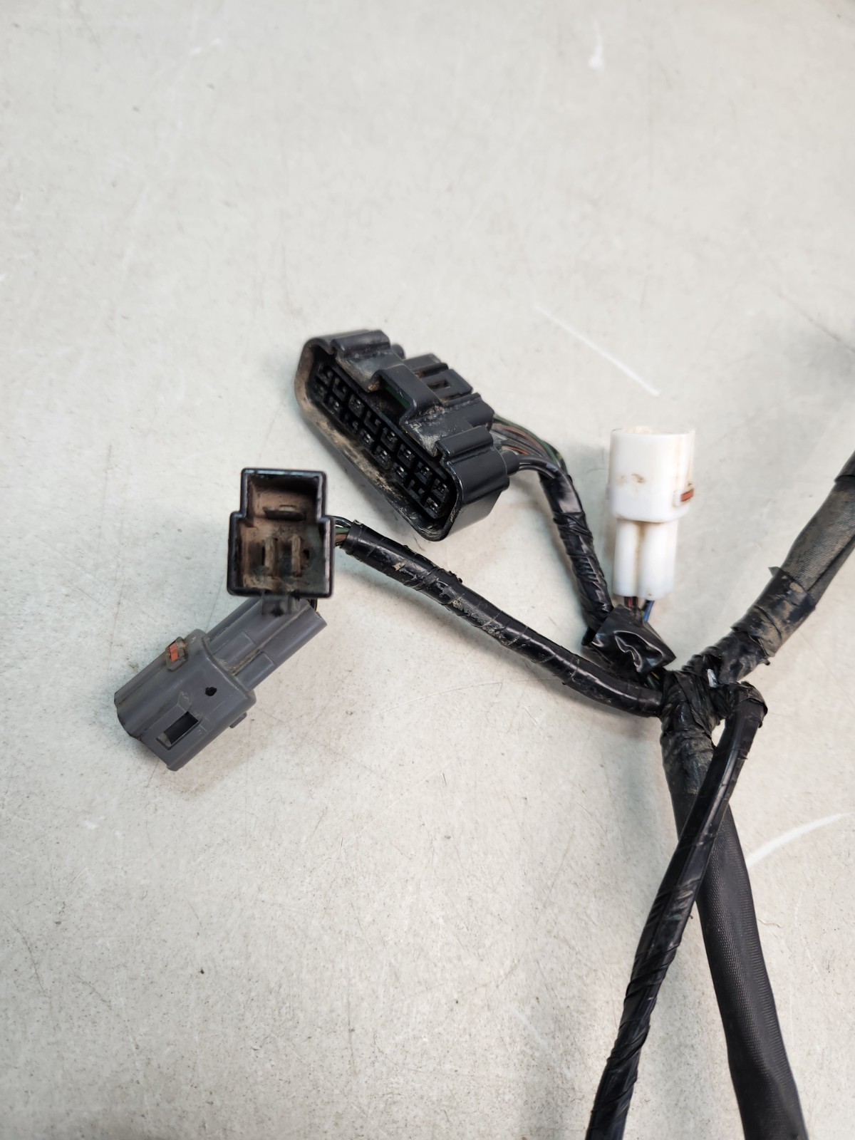 03-07 Suzuki LTZ400 ltz KFX DVX 400 main wire harness coil volage #1