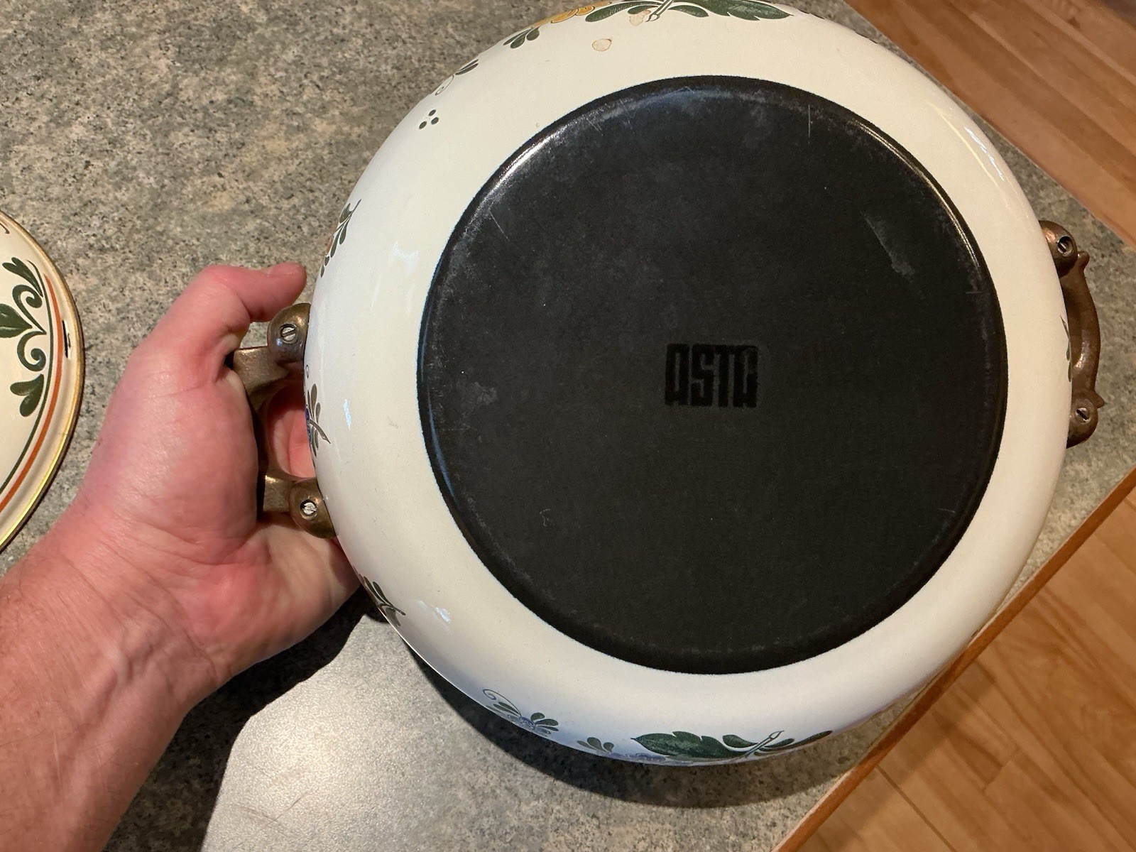 Vintage ASTA Floral Enamel Cookware 8.5” Dutch Oven Pot With Lid Brass Handles