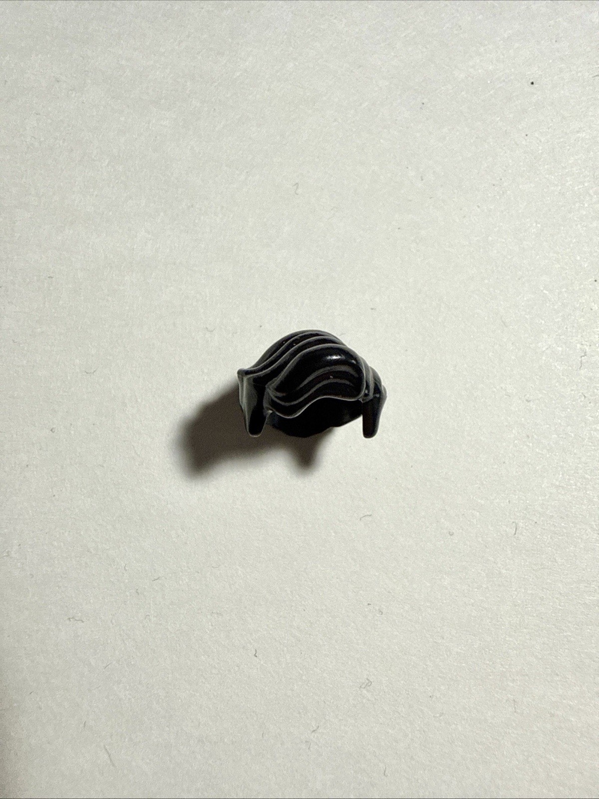 LEGO Robin Minifigure Black Wavy Compatible Hair Piece (43751) - Batcave 7783