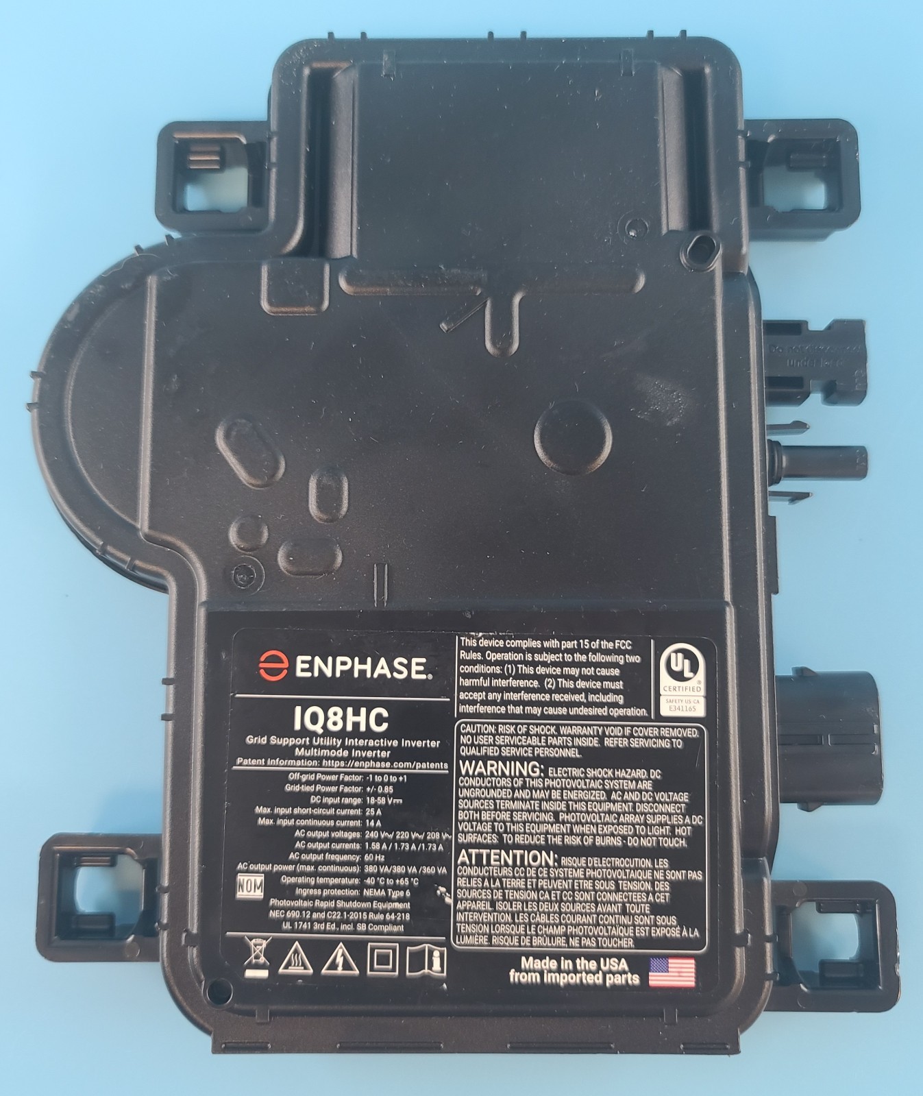 Microinverter (IQ8HC-72-M-DOM-US) MC4 Wire Connector no cap and mounting bracket