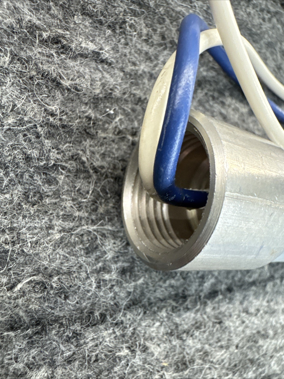 OEM Original Honeywell C7027A1049 C7027A-1049 Flame Detector Sensor 1/2" NPT