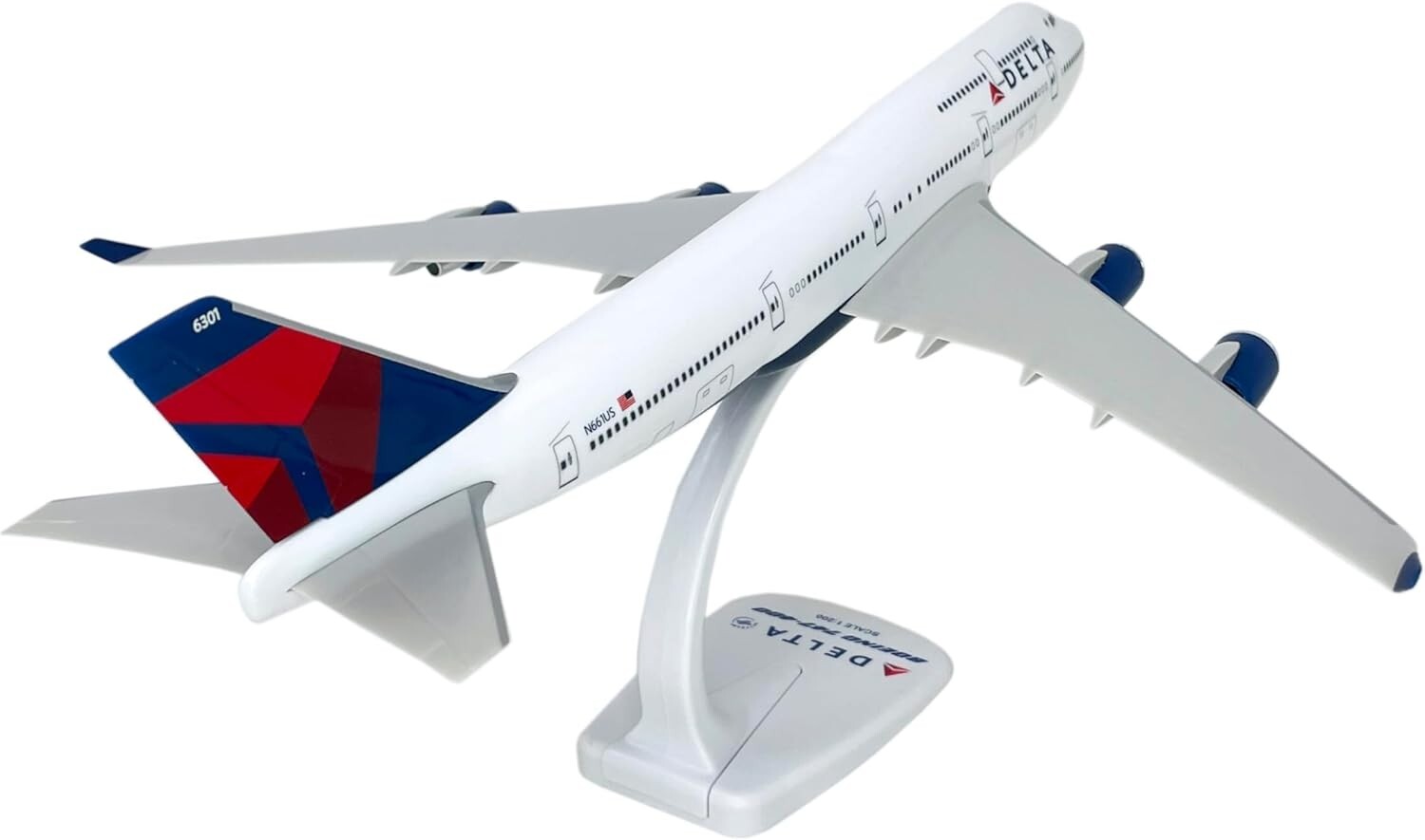 Flight Miniatures Delta Airlines Boeing 747-400 1:200 Scale Model Airplane