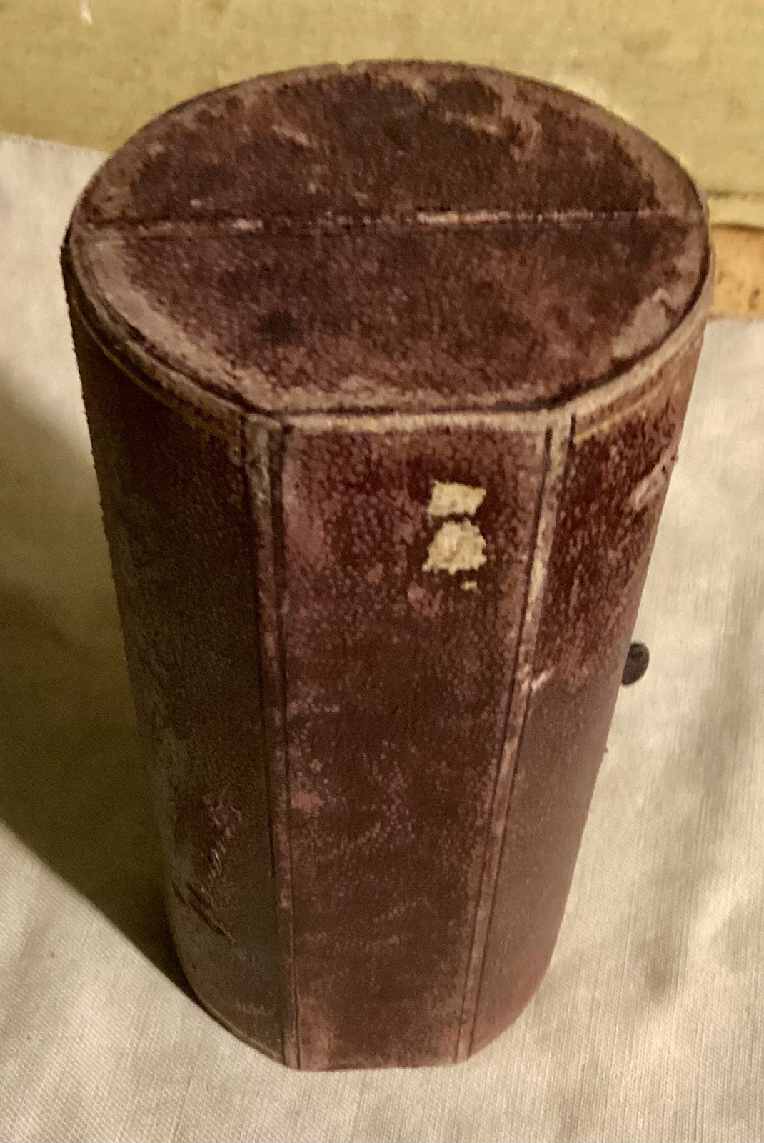 Set Of 5 Silverplate NAPKIN RINGS In Leather CYLINDER Box 1 Missing