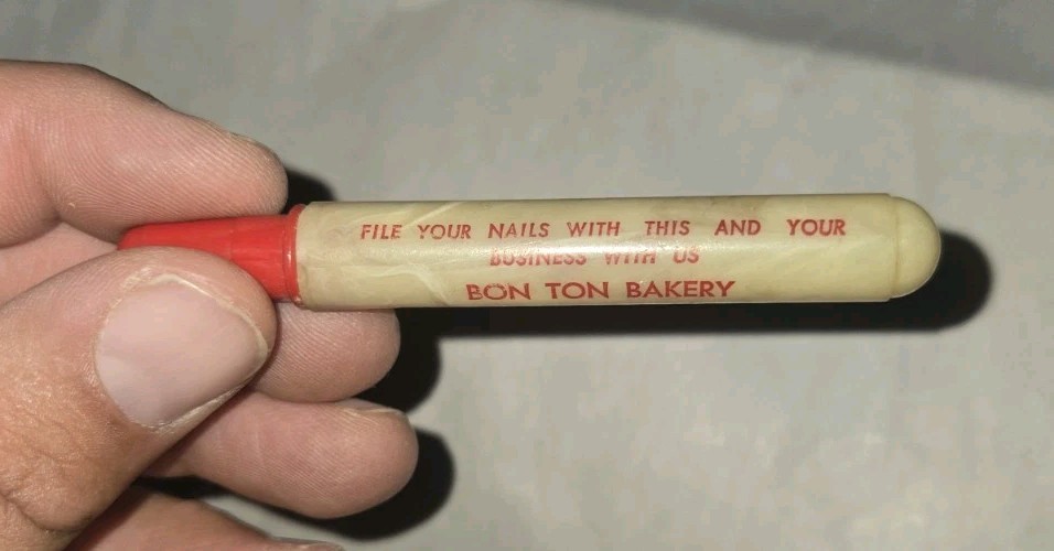 Bon-Ton Bakery Geneseo Illinois Advertising Nail File