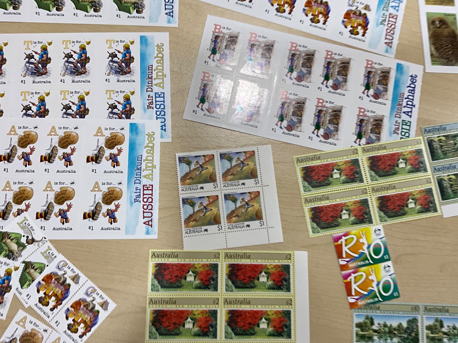 Australia stamps MNH modern Full Gum Face Value $1000+ xx132