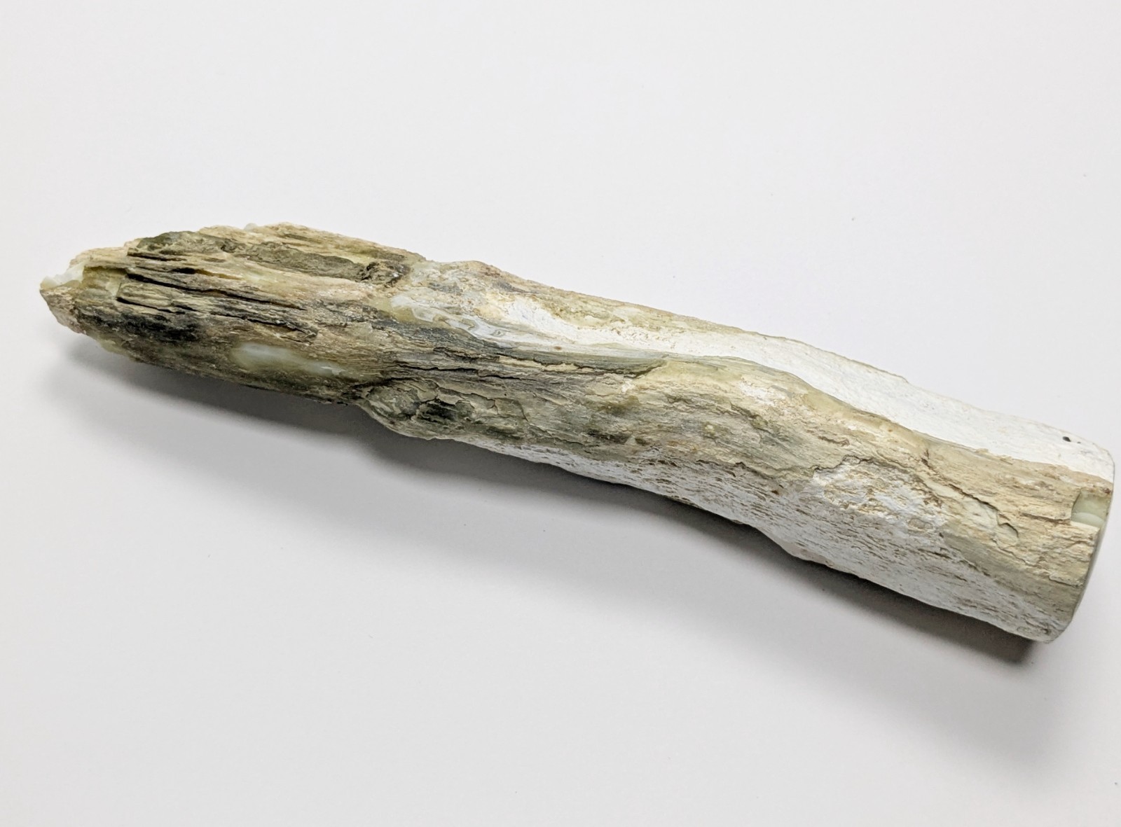 Chalcedony specimen 239 grams Raw chalcedony, rod shaped