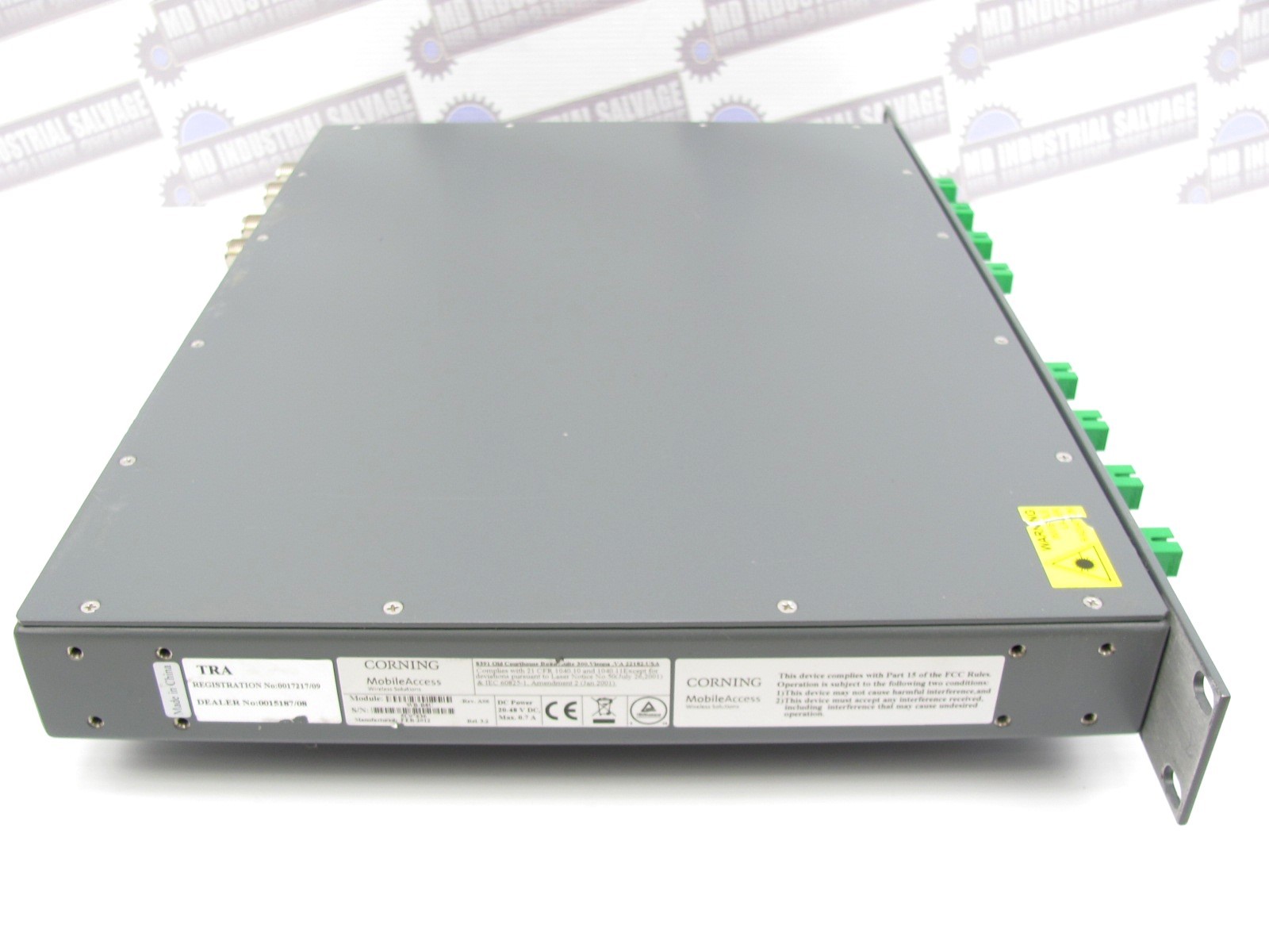 CORNING - W8-B8U - 8-PORT BASE UNIT MOBILE ACCESS - 8 x SC/APC optical - 1RF