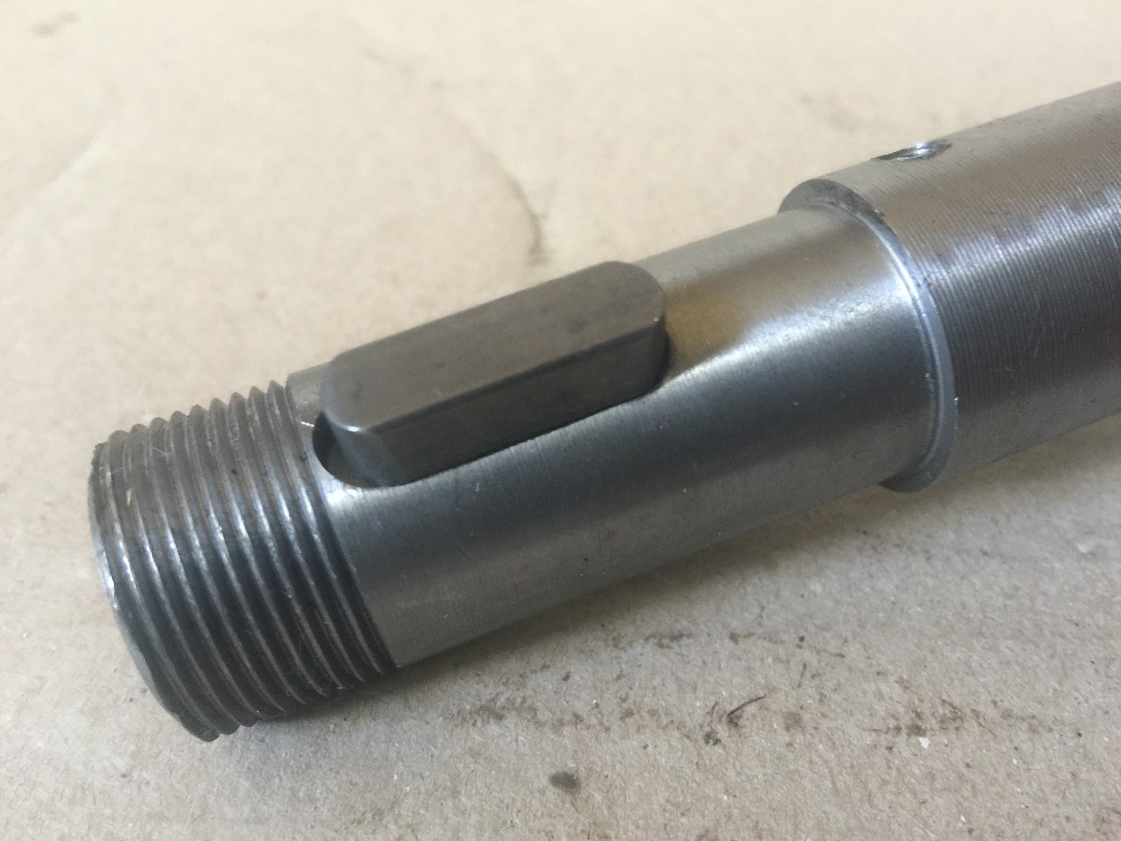 Finish mower Blade Spindle key, Servis Rhino 00775024 (14-014)