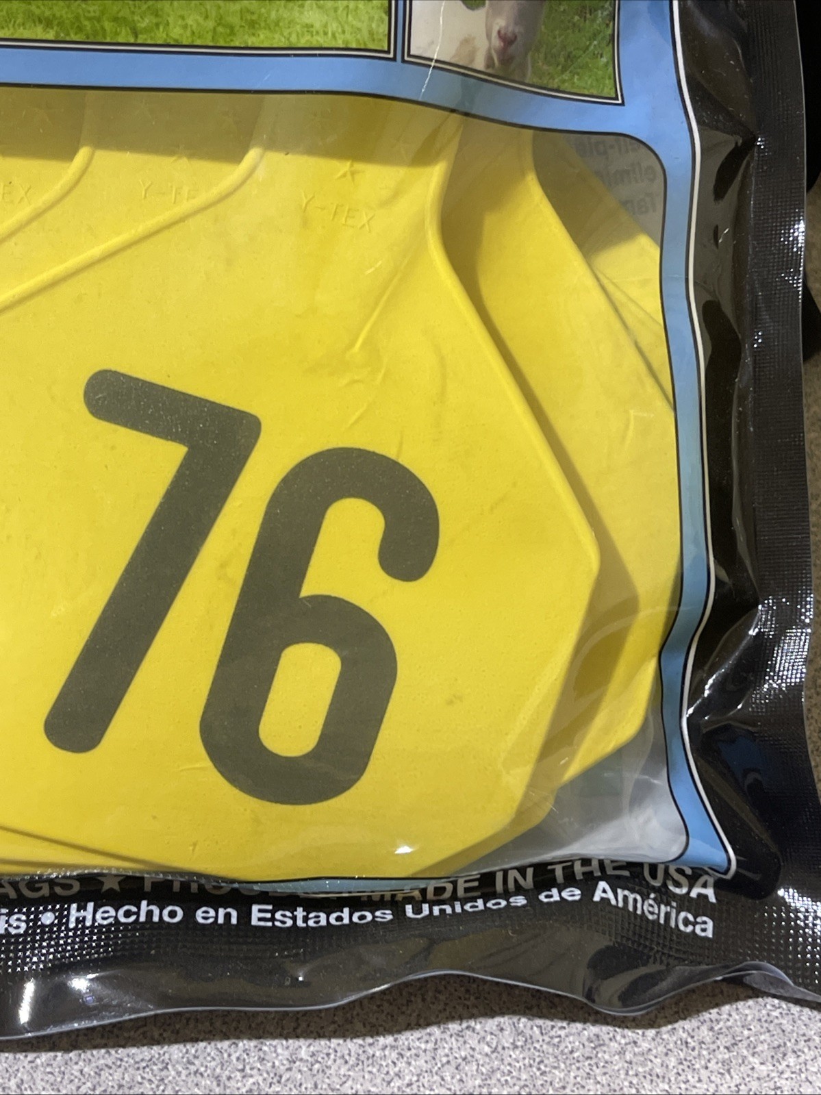 Y-Tex 4 Star Large Cattle Tags 25 Pack, 2 Piece Ear Tag System, Yellow, 76-100