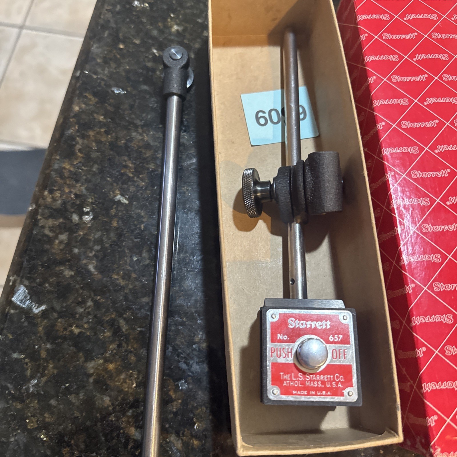 STARRETT #657D MAG BASE IND HOLDER W/ATTACHMENT NEW/UNUSED