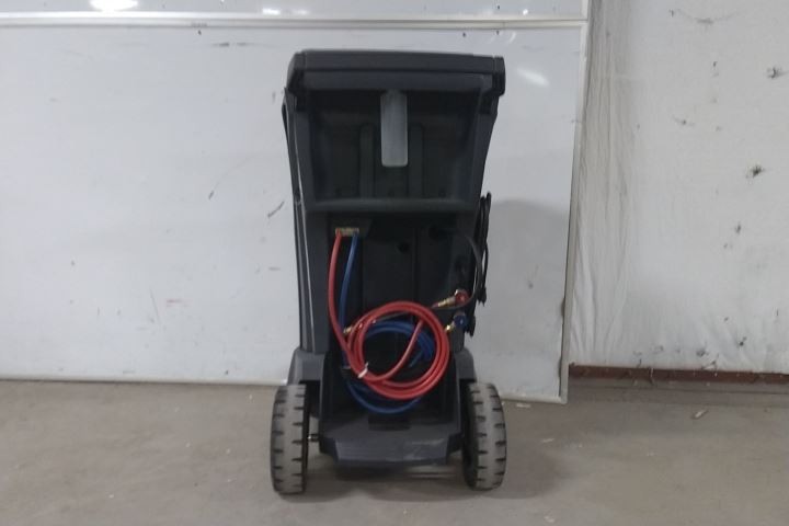 Robinair 34788NI 30 Lb Tank Capacity 115VAC Refrigerant RRR Machine