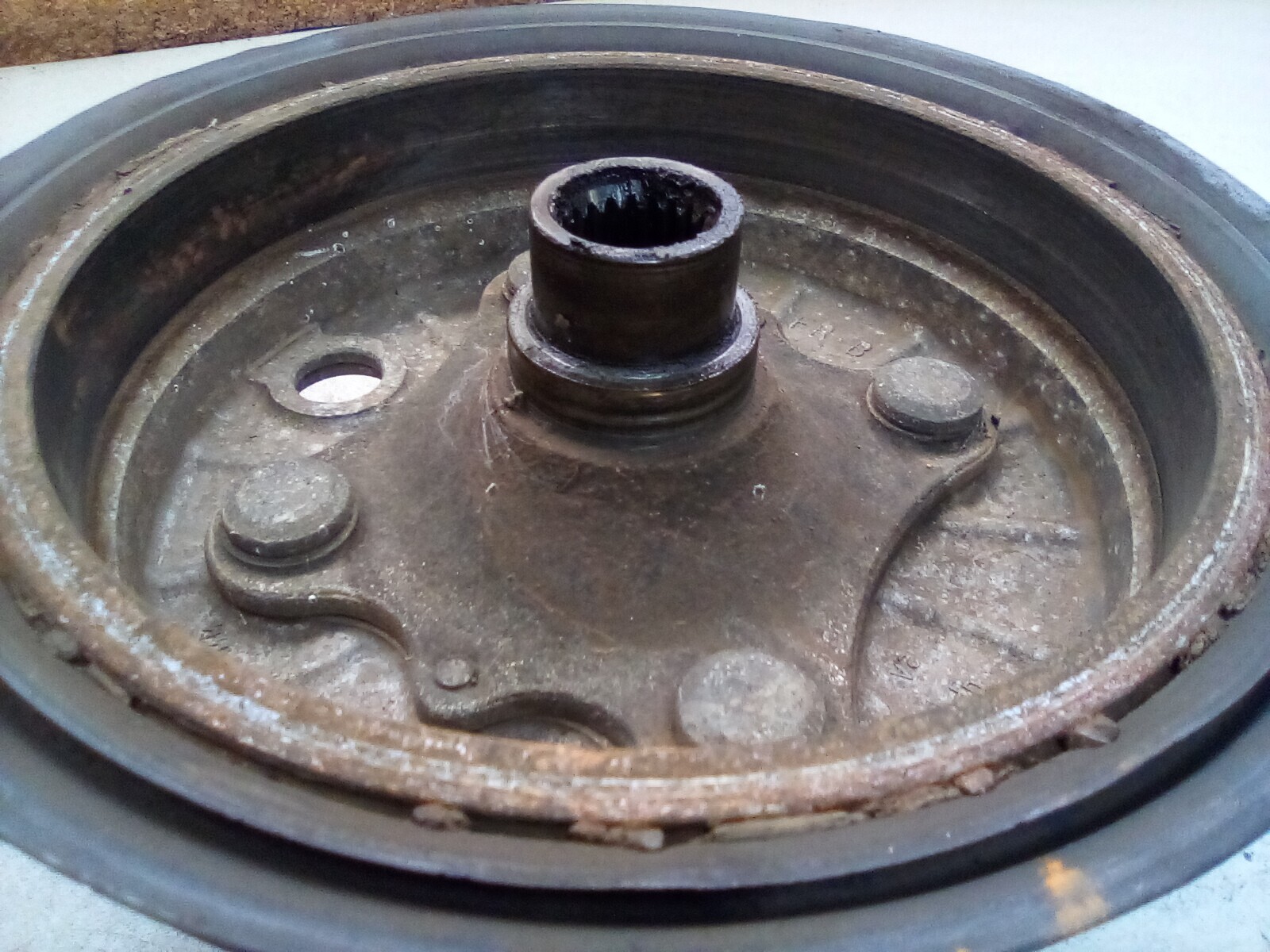 1998 Honda TRX 450 ES Foreman Front Wheel Hub w/ Brake Drum #B