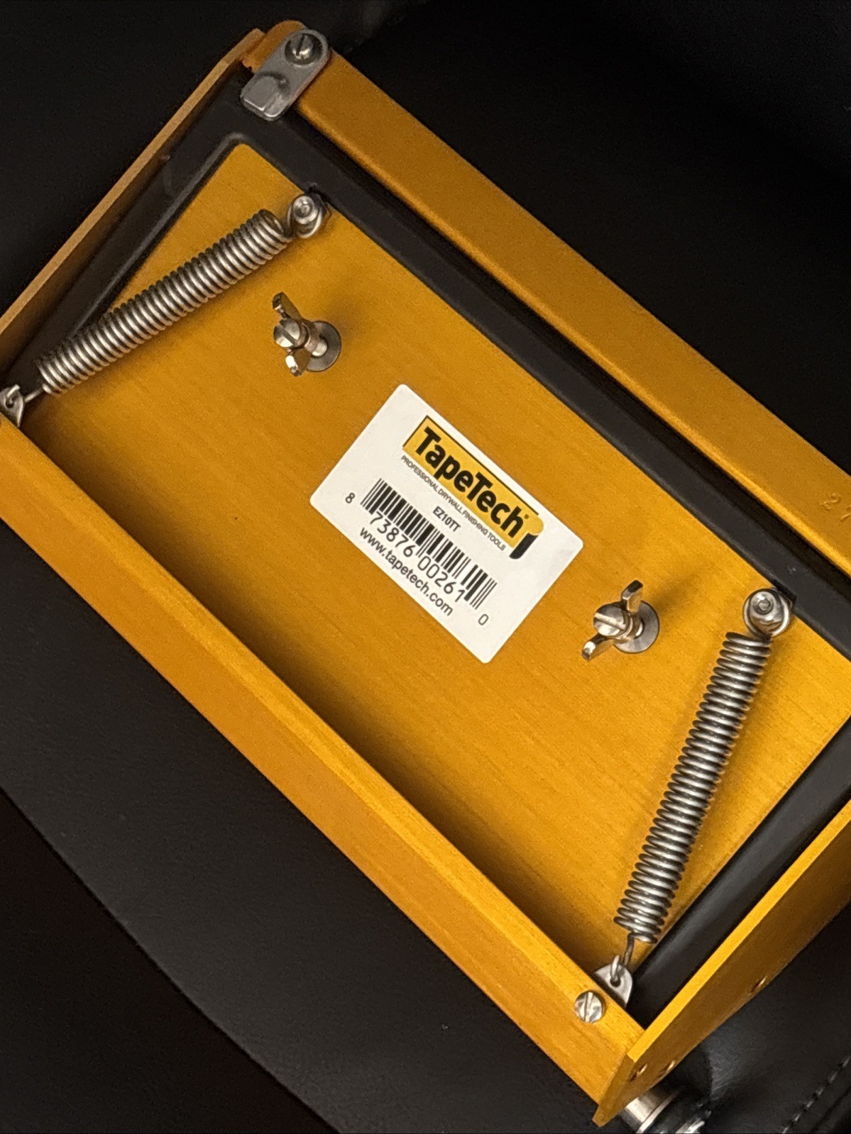 TapeTech EZ10TT - 10 Inch - EasyClean Finishing Box With EasyRoll Wheels