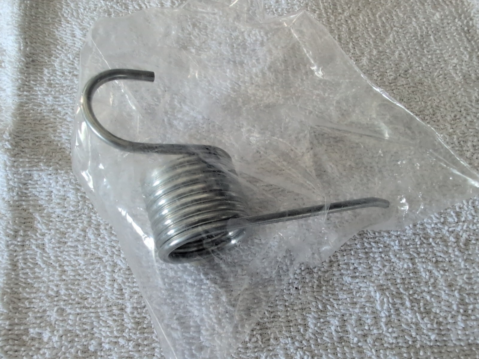 Rubbermaid Commercial 7575-M2 Spring for Downpress wringer (FG7575M20000)