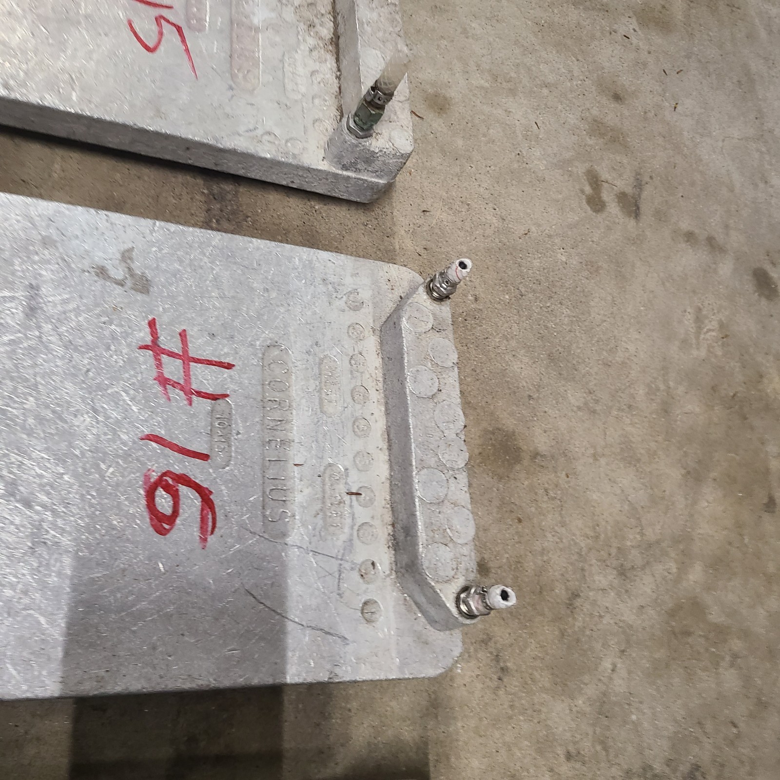 Aluminum Cold Plate Channel Beverage Seltzer Beer Soda Jokey Box