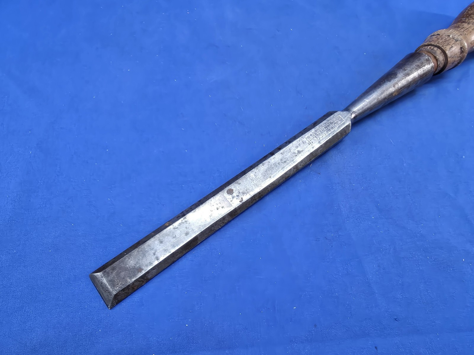 Vintage T.H. Witherby 3/4-Inch Bevel Edge Socket Chisel