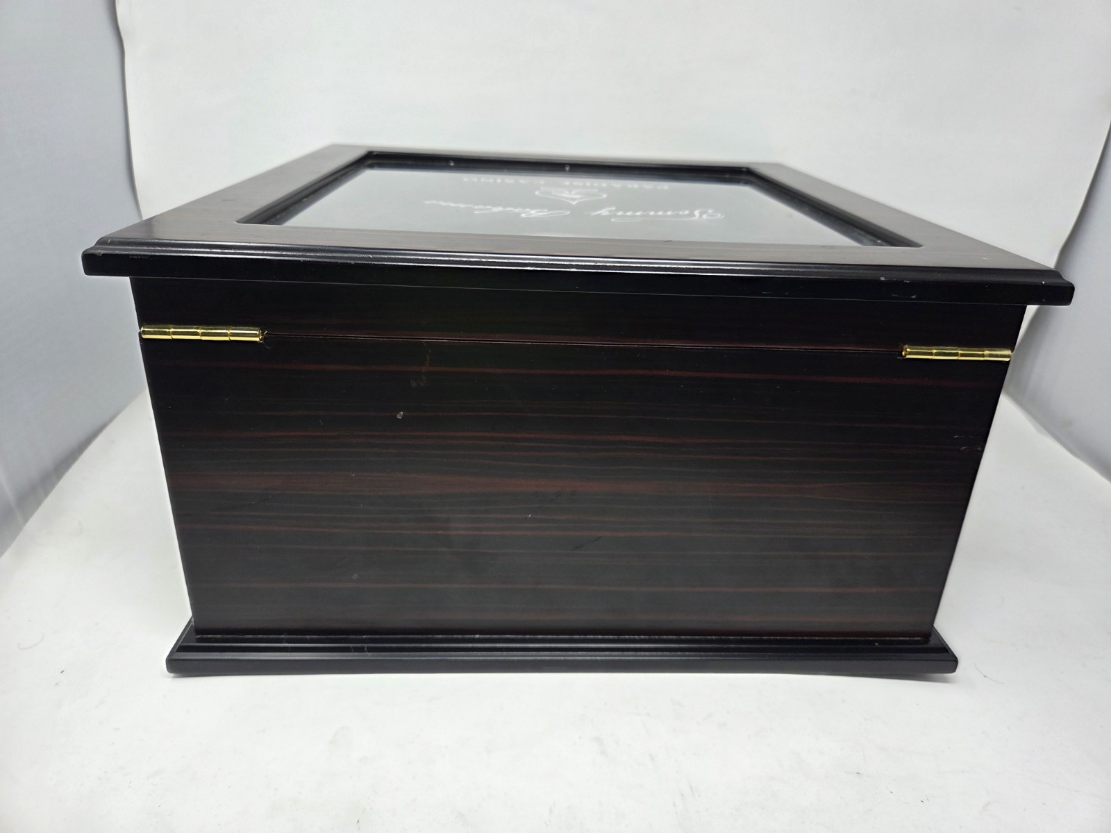 Tommy Bahama Paradise Casino Portable Roulette Wheel